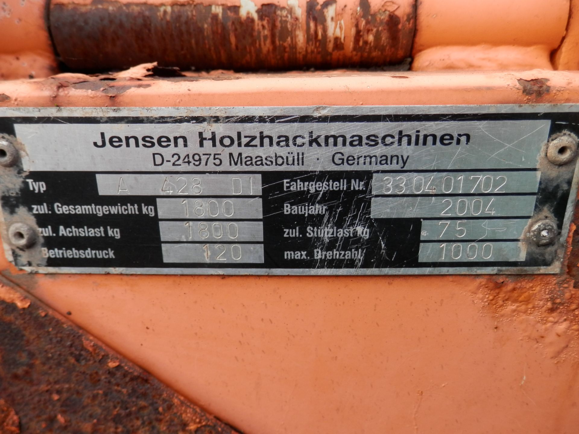 QUALITY 2004 JENSEN DIESEL TURNTABLE CHIPPER, GOOD WORKING ORDER - Image 3 of 9
