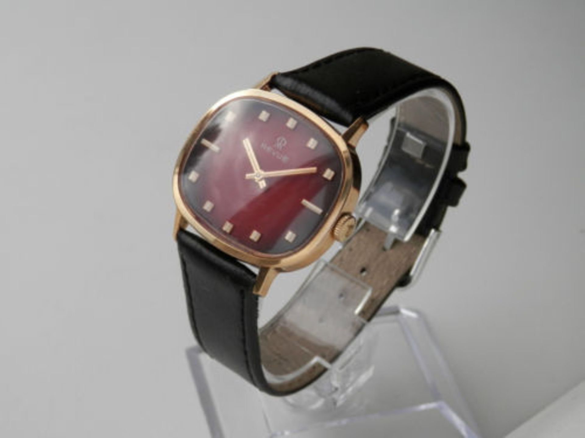 RRP £200+ RARE WORKING 1960S REVUE THOMMEN SWISS 17 JEWEL HAND WIND WATCH, CHERRY DIAL.