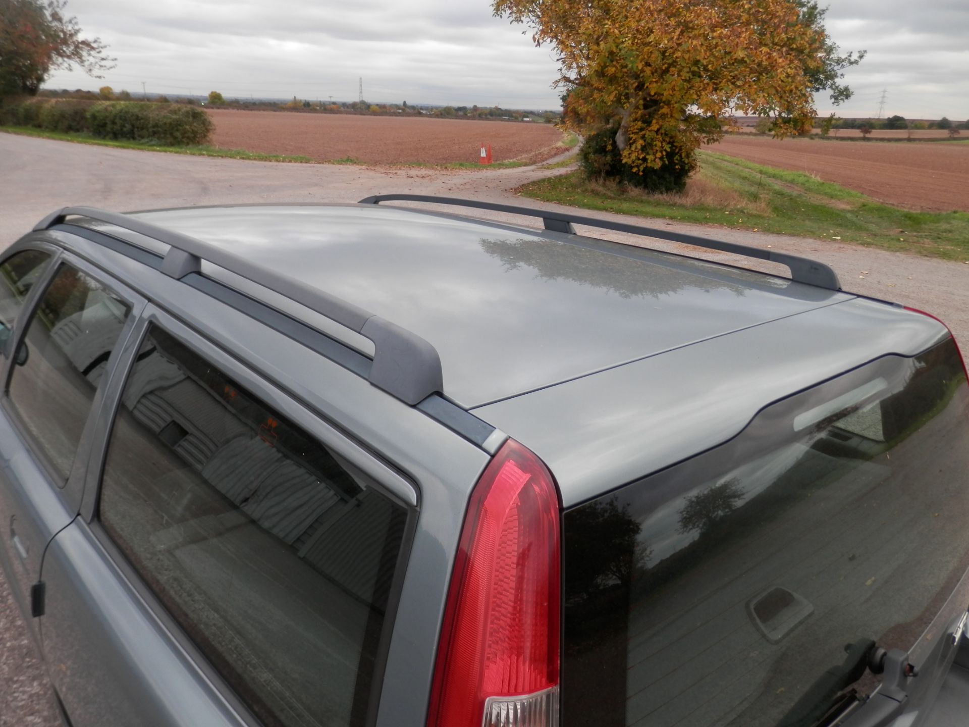 2001/Y REG VOLVO V70 2.4 PETROL AUTOMATIC, BLACK LEATHER, MOT APRIL 2017, SLATE METALLIC. - Bild 22 aus 25