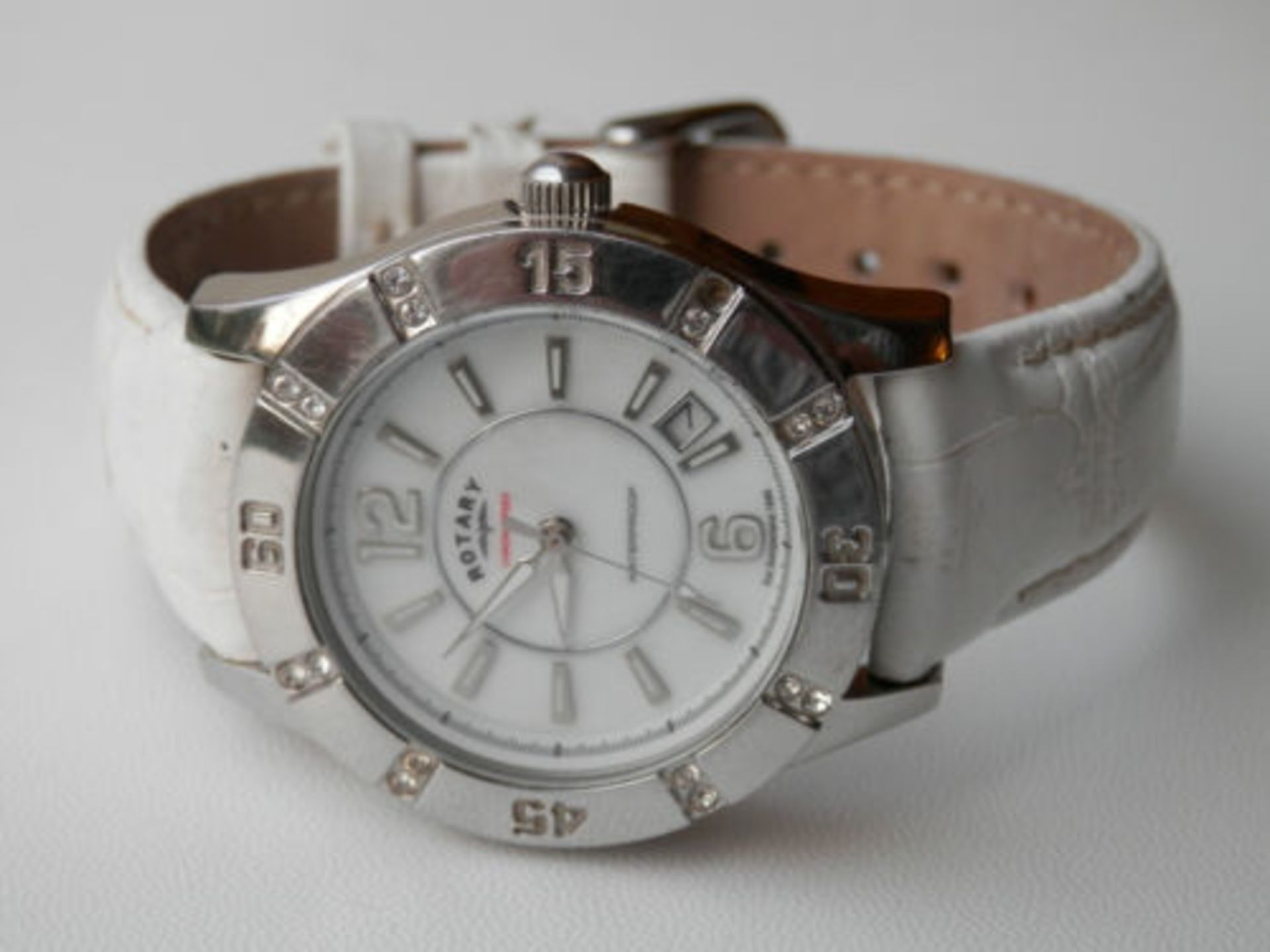 GREAT LOOKING LADIES ROTARY CHRONOSPEED WATERPROOF MOTHER OF PEARL DIAL WATCH. - Image 2 of 6