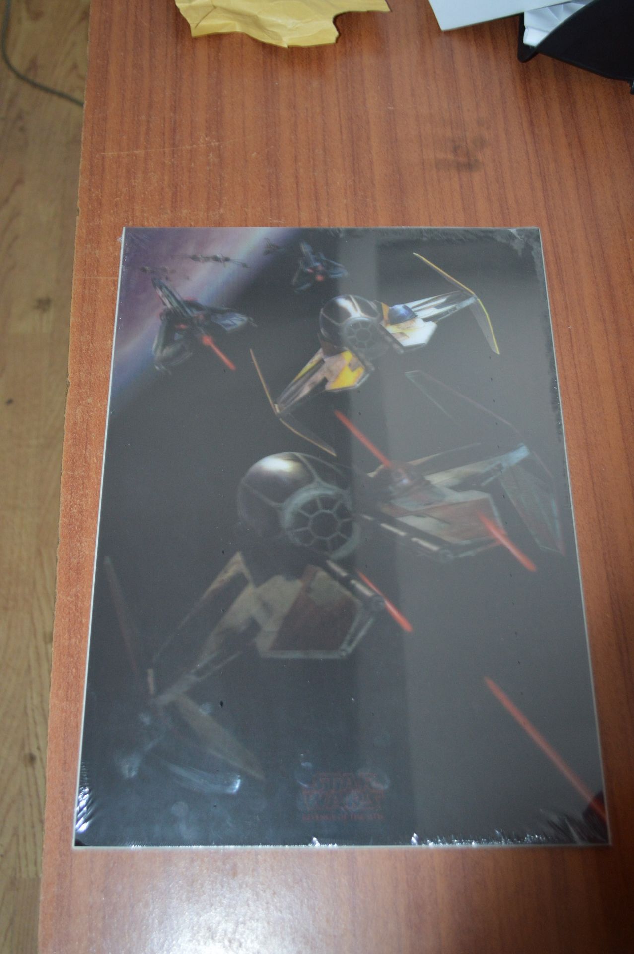 LIMITED EDITION STAR WARS 3D LITHOGRAPHIC PRINT WITH CERTIFICATE OF AUTHENTICITY - Image 2 of 4