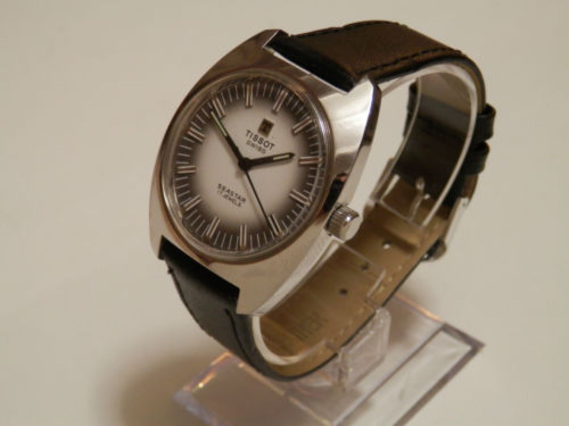 SUPERB GENTS TISSOT SEASTAR, POSSIBLY NEW/OLD STOCK 1970S 17 JEWEL SWISS WATCH