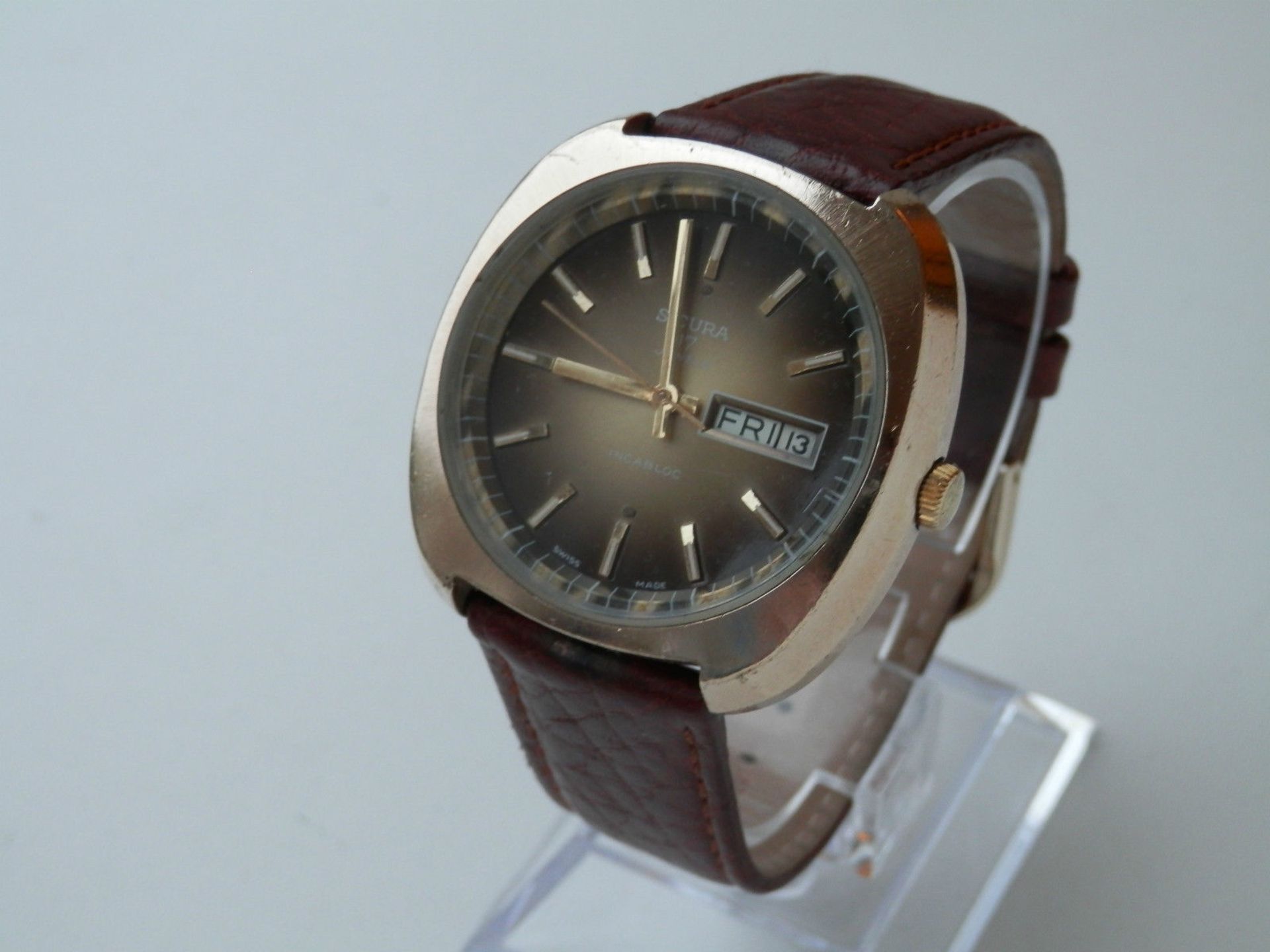 GORGEOUS LOOKING VINTAGE SICURA (BREITLING) GENTS SWISS 17 JEWEL AUTO DAY/DATE WATCH - Image 17 of 21