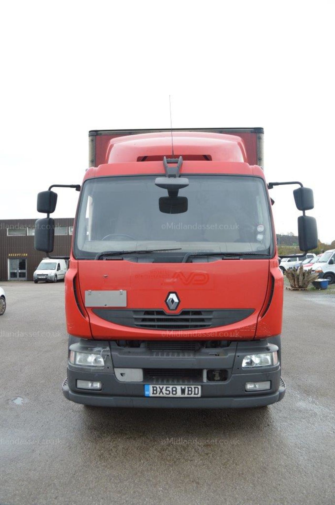 2008/58 REG RENAULT MIDLUM 18 TONNE CURTAIN SIDE LORRY WITH TAIL LIFT ONE OWNER - Image 2 of 24