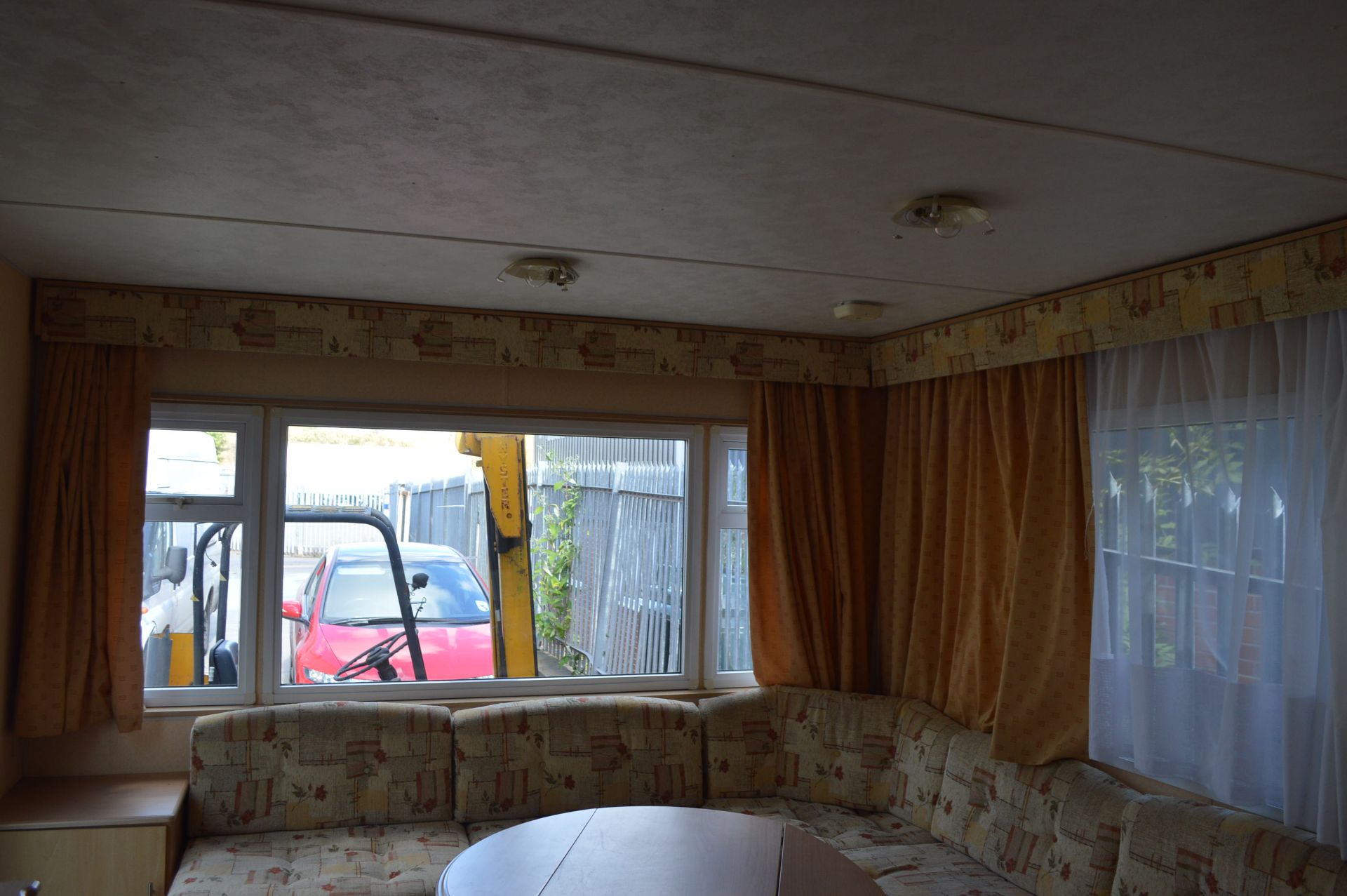 BELIEVED TO BE 2002 - TORINO CLASSIC 28, 2 BEDROOM SINGLE AXLE STATIC CARAVAN *NO VAT* - Image 3 of 19