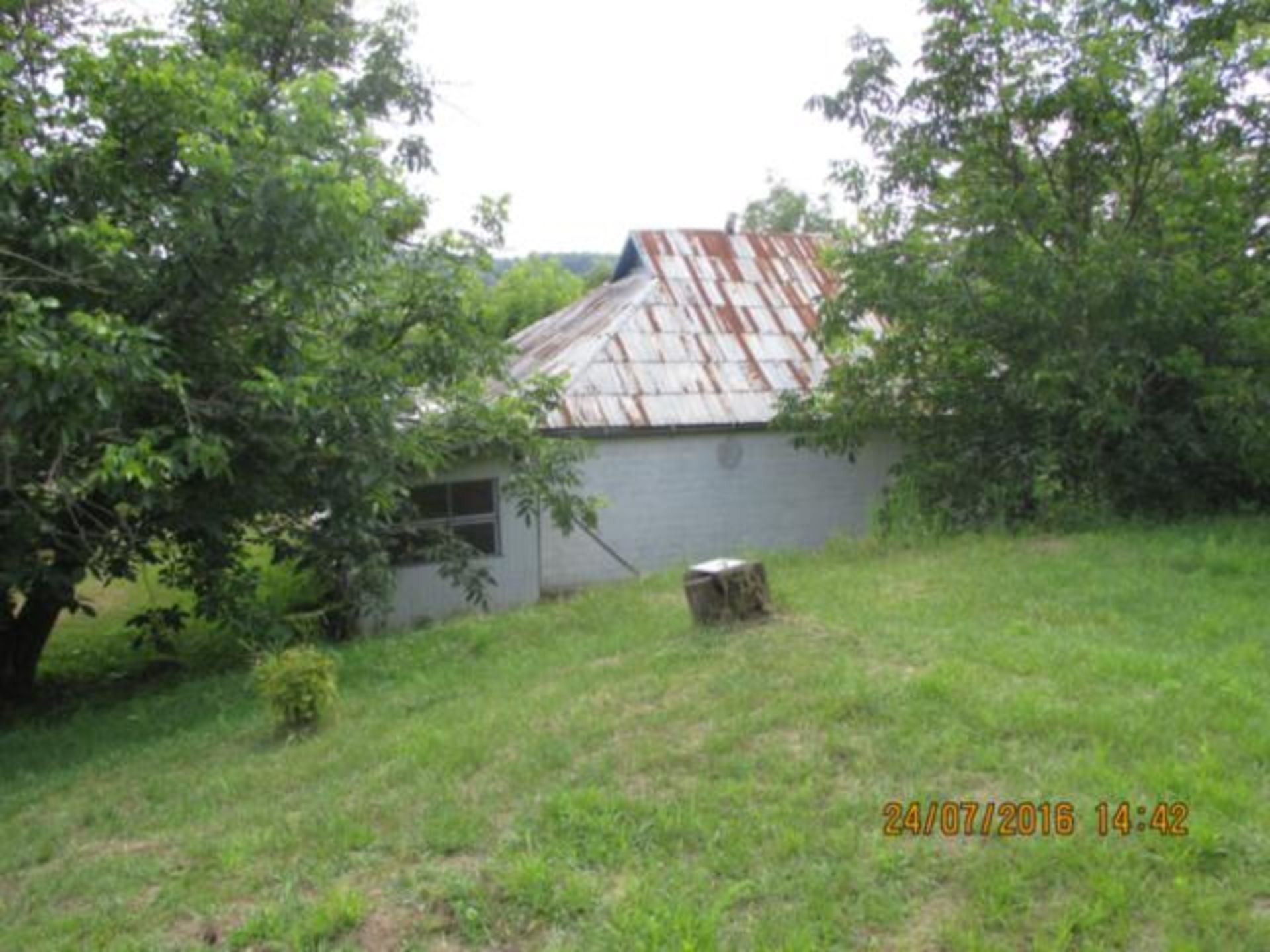 Super bargain cottage with land next to large forest and lakes - Image 20 of 48