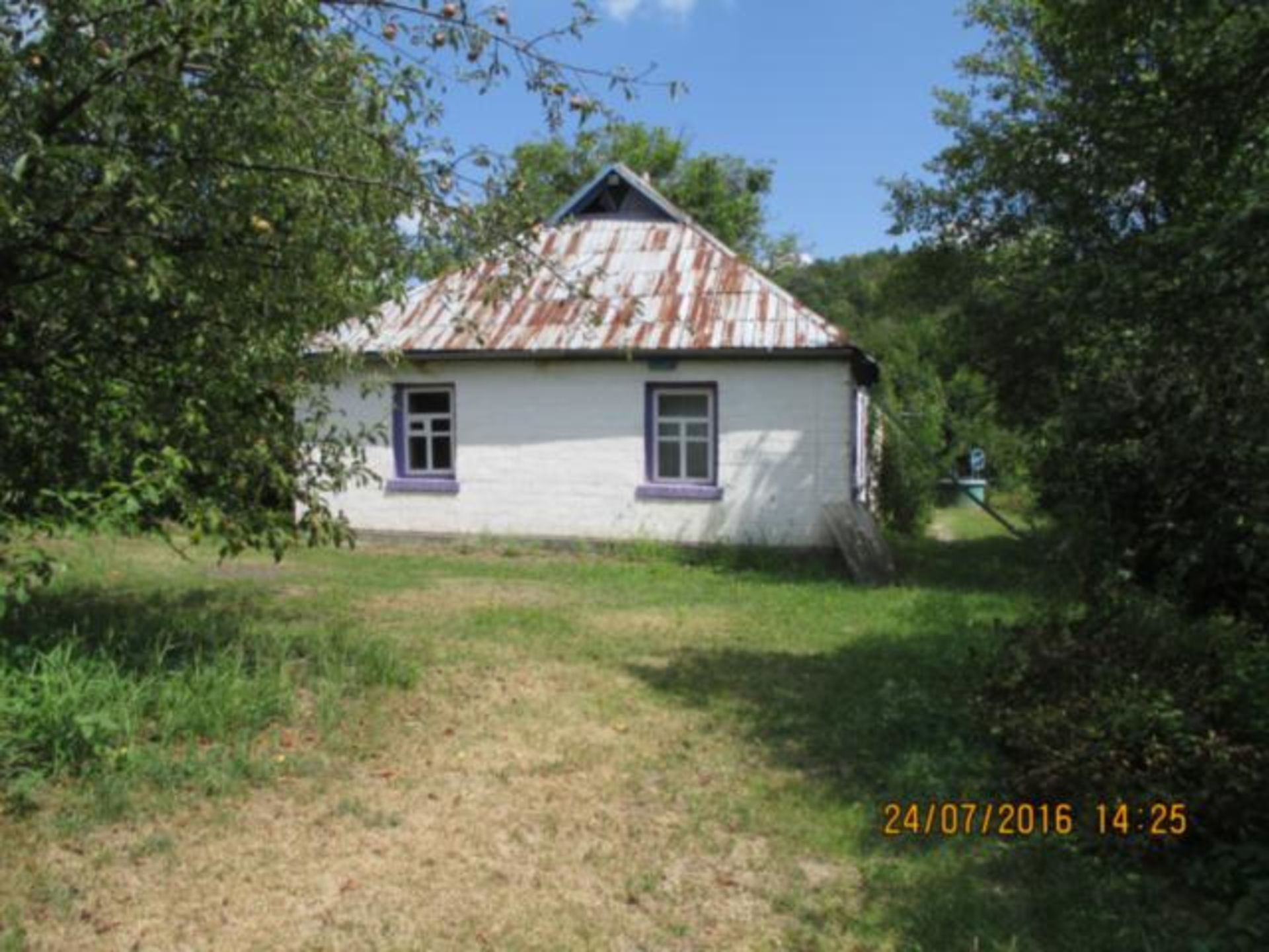 Super bargain cottage with land next to large forest and lakes - Image 2 of 48