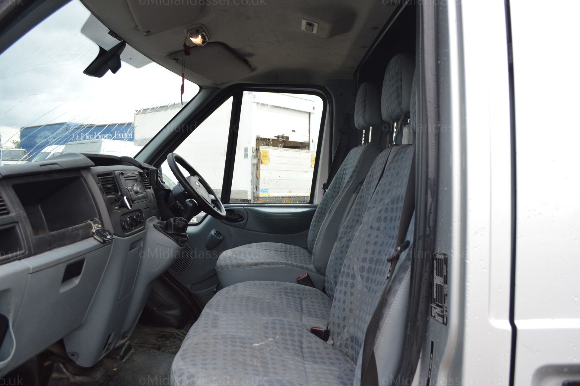 2008/08 REG FORD TRANSIT 110 T330S FWD - Image 11 of 18