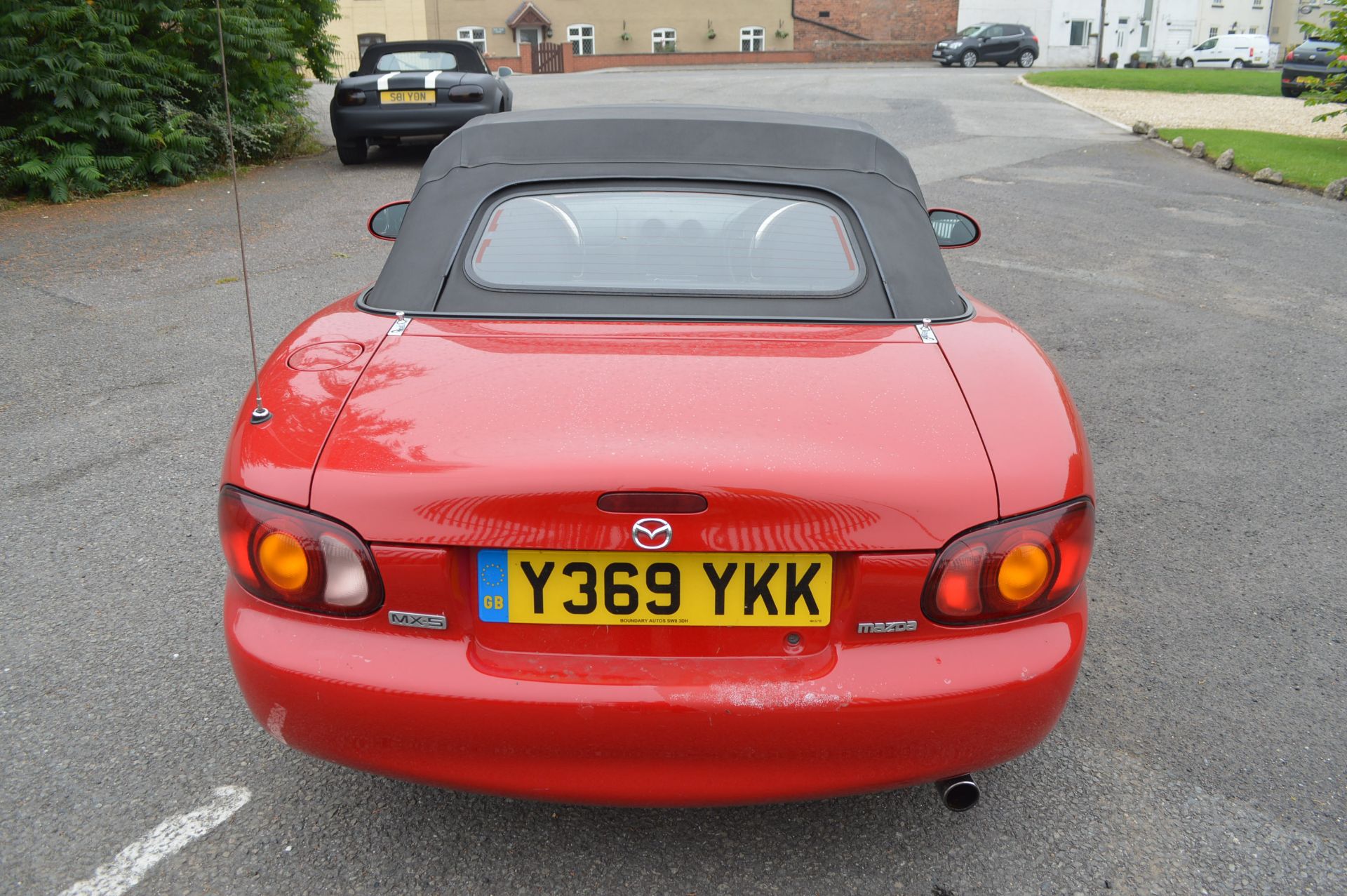 2001/Y REG MAZDA MX-5 1.81 CONVERTIBLE, UPRATED SUSPENSION, BRAKES, INDUCTION, - Image 5 of 17