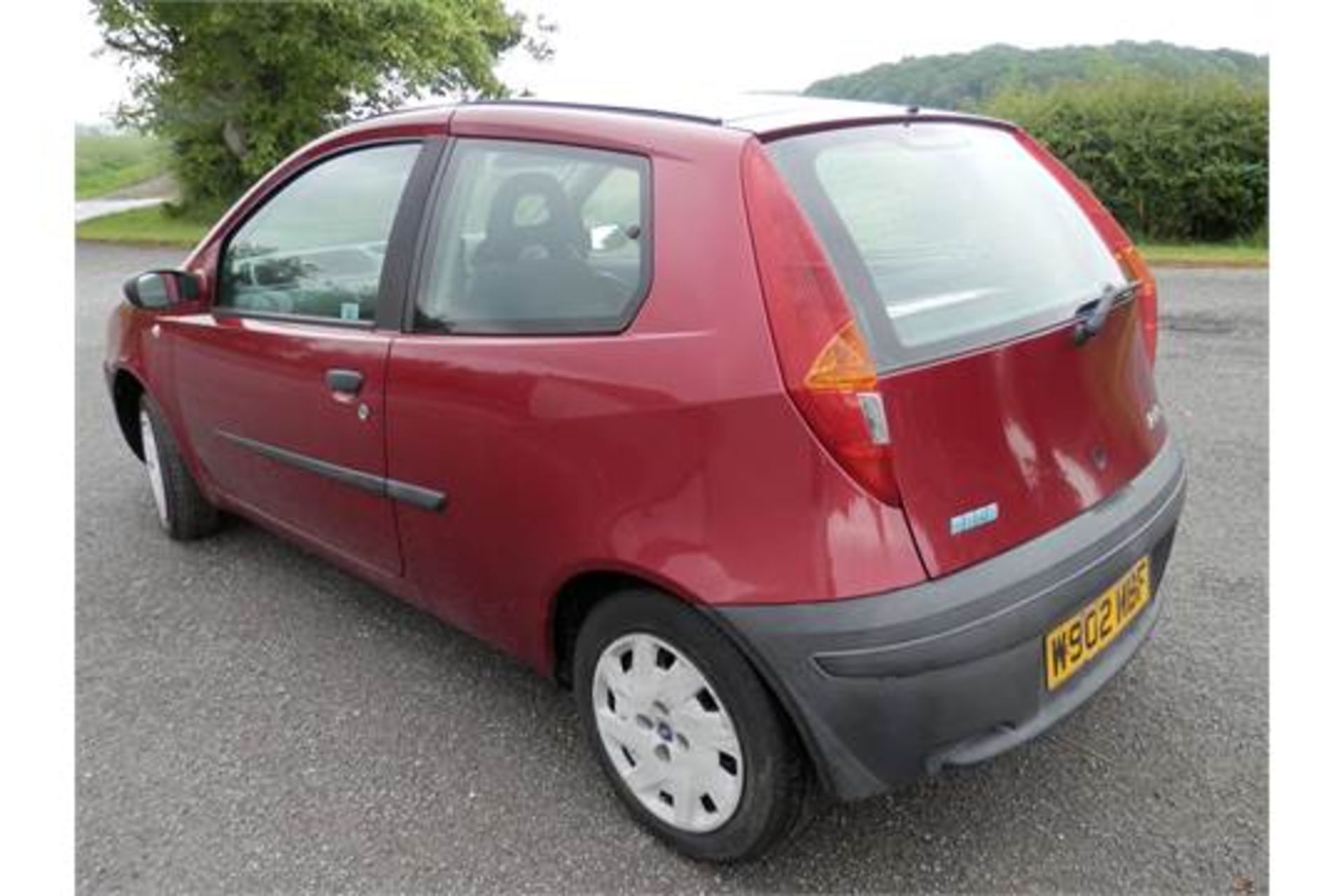 2000/W REG FIAT PUNTO 1.2 CITY MODE POWER STEERING. NO MOT HENCE PRICE, LOG BOOK PRESENT. - Image 6 of 15