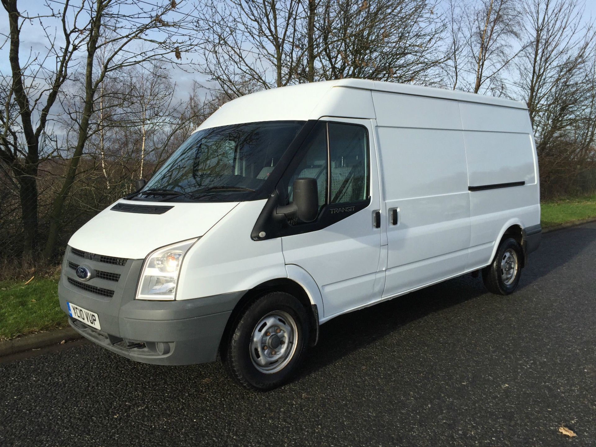 2010/10 REG FORD TRANSIT 115 T300L RWD, 6 SPEED - 1 OWNER FROM NEW *PLUS VAT* - Image 2 of 5