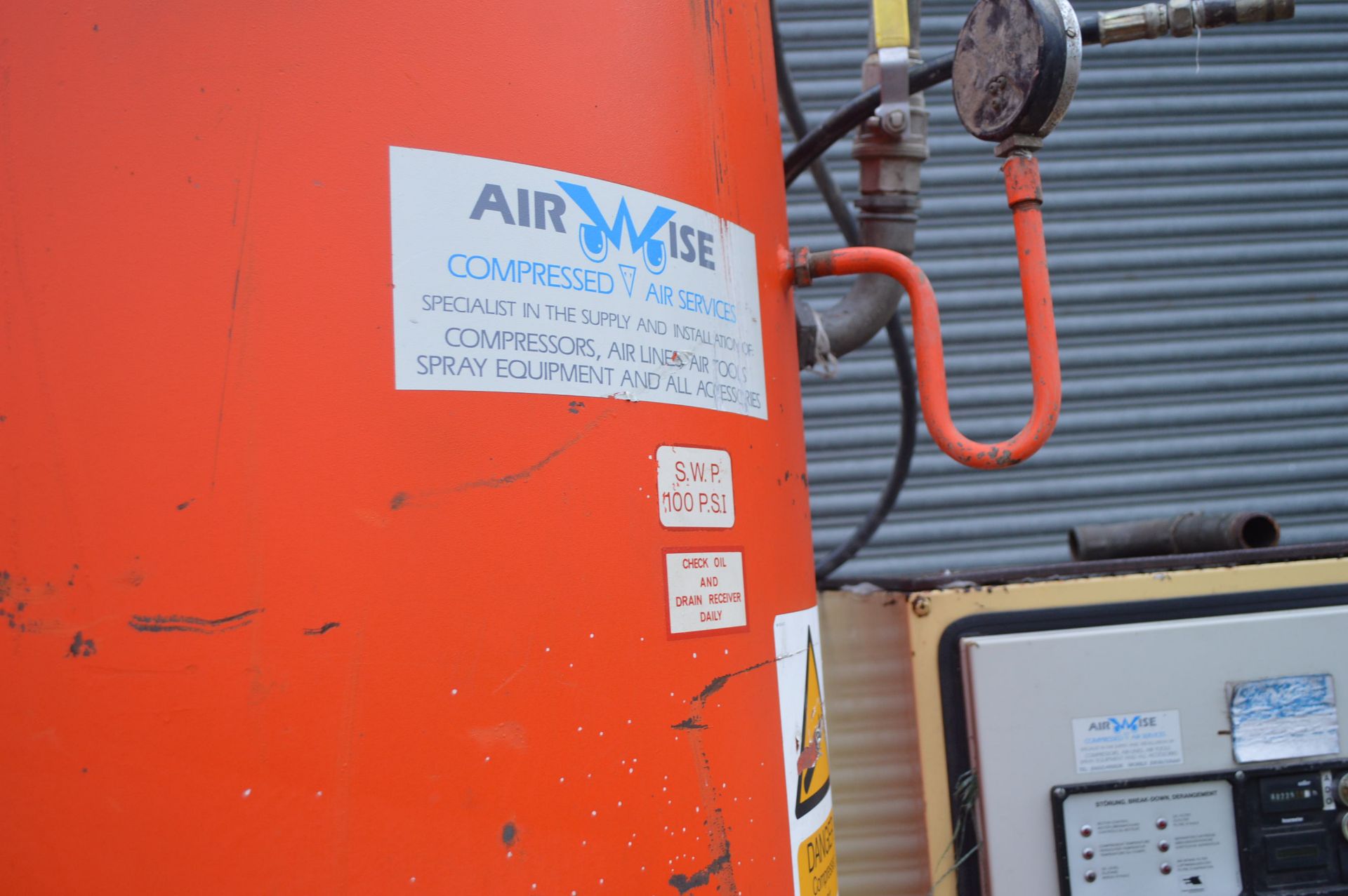 3 PHASE AIR COMPRESSOR 22KW C30 SUPER-SILENT *NO VAT* - Image 4 of 13