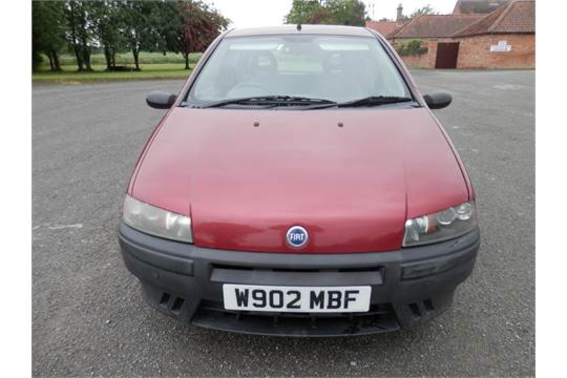 2000/W REG FIAT PUNTO 1.2 CITY MODE POWER STEERING. NO MOT HENCE PRICE, LOG BOOK PRESENT. - Image 3 of 15