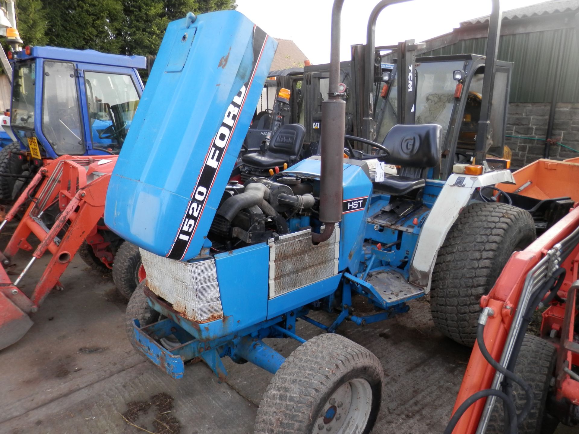 1995 FORD 1520 COMPACT DIESEL TRACTOR, STARTS RUNS & DRIVES,READY TO USE. - Image 17 of 17