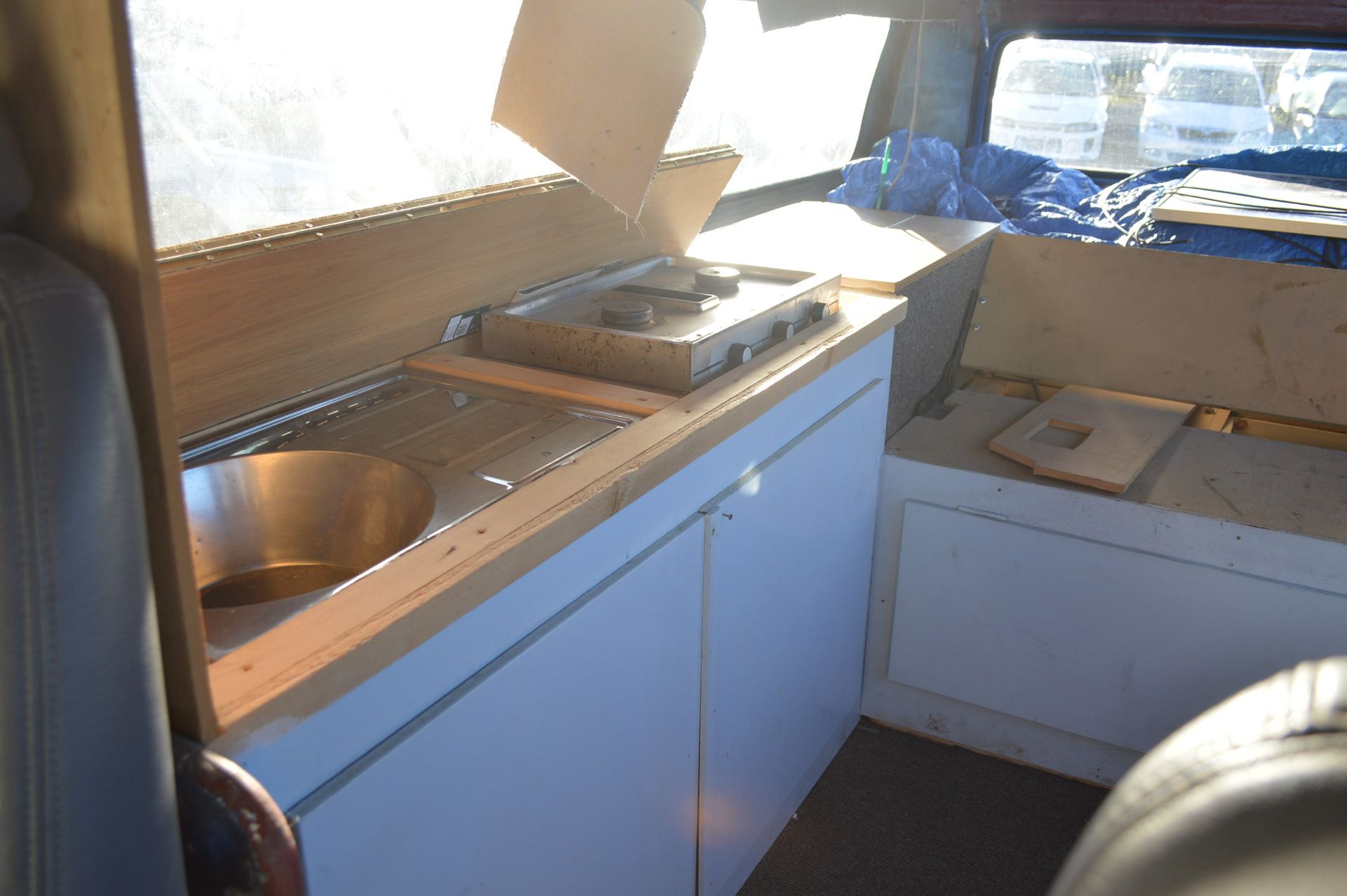 1973/T REG VOLKSWAGEN 412 LE/LS CAMPER WITH MANUAL GEARBOX *NO VAT* - Image 16 of 29