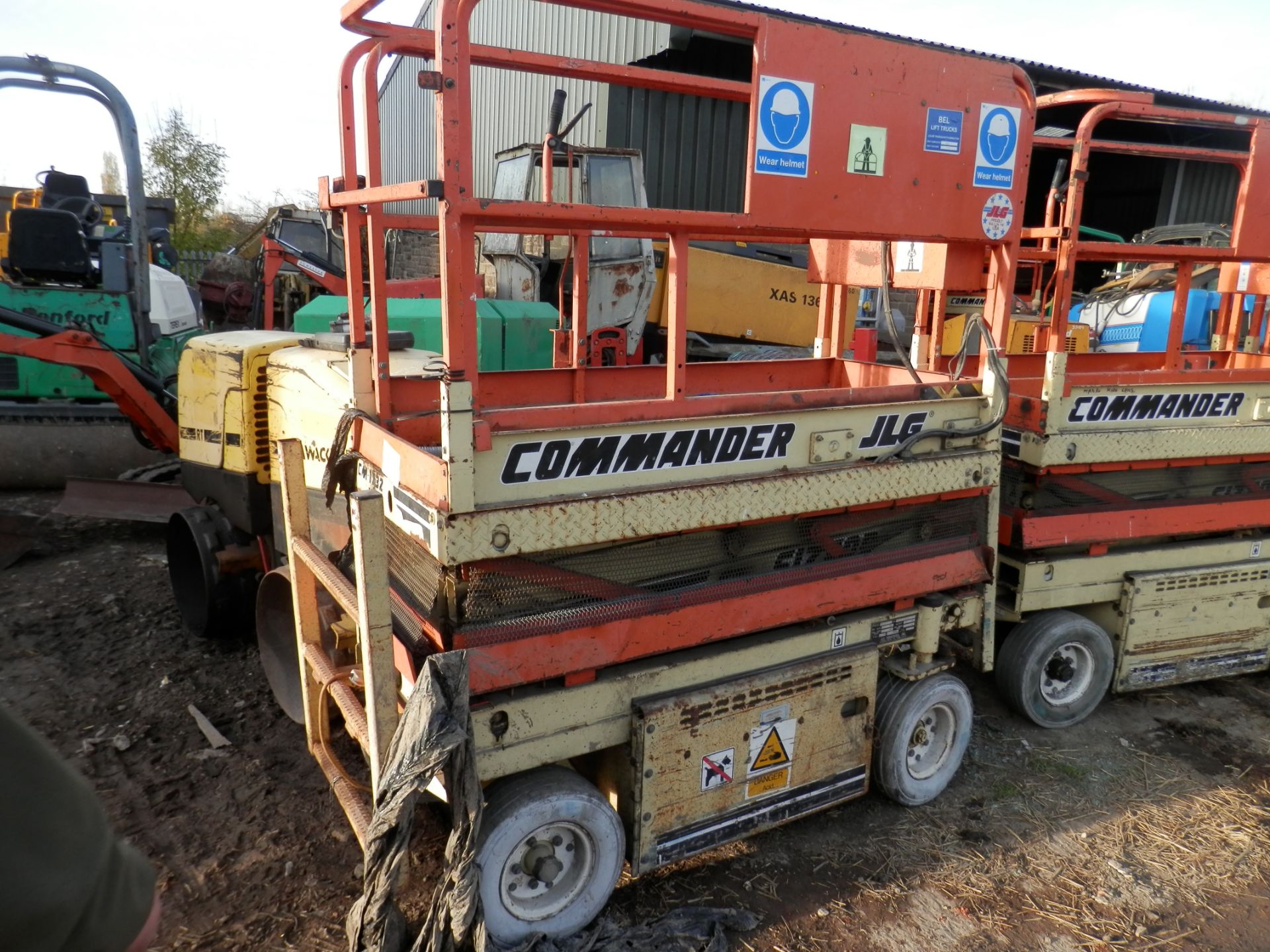 1994 JLG OM-1732 ELECTRIC SCISSOR LIFT, GOOD WORKING ORDER. (1 OF 6 AVAILABLE)