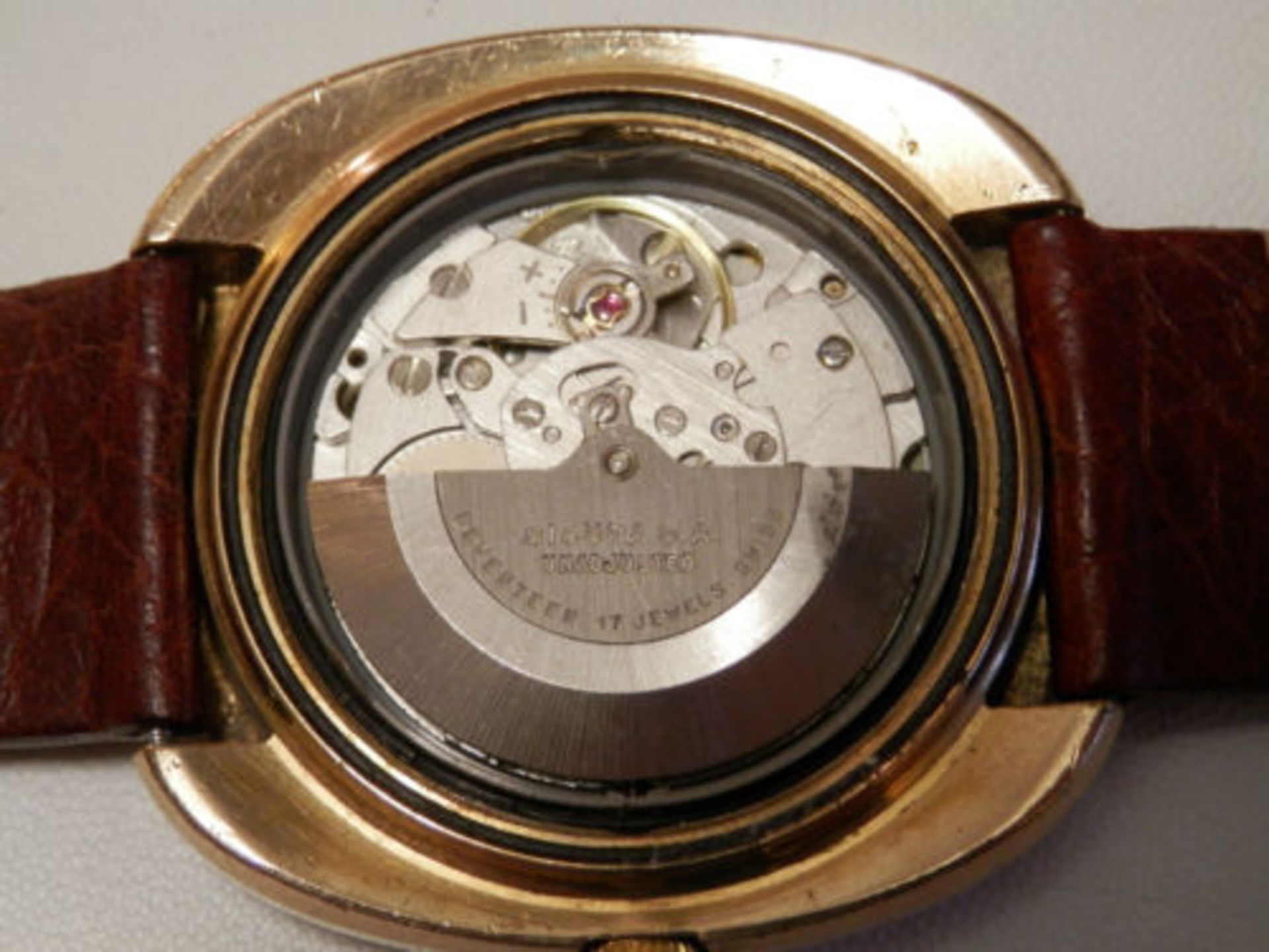 GORGEOUS LOOKING VINTAGE SICURA (BREITLING) GENTS SWISS 17 JEWEL AUTO DAY/DATE WATCH - Image 7 of 21