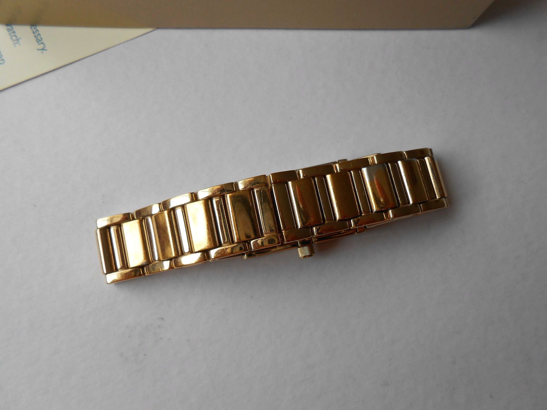 LADIES GOLD STAINLESS STEEL ROTARY WATCH WITH INTERCHANGEABLE BEZELS *NO VAT* - Image 7 of 8