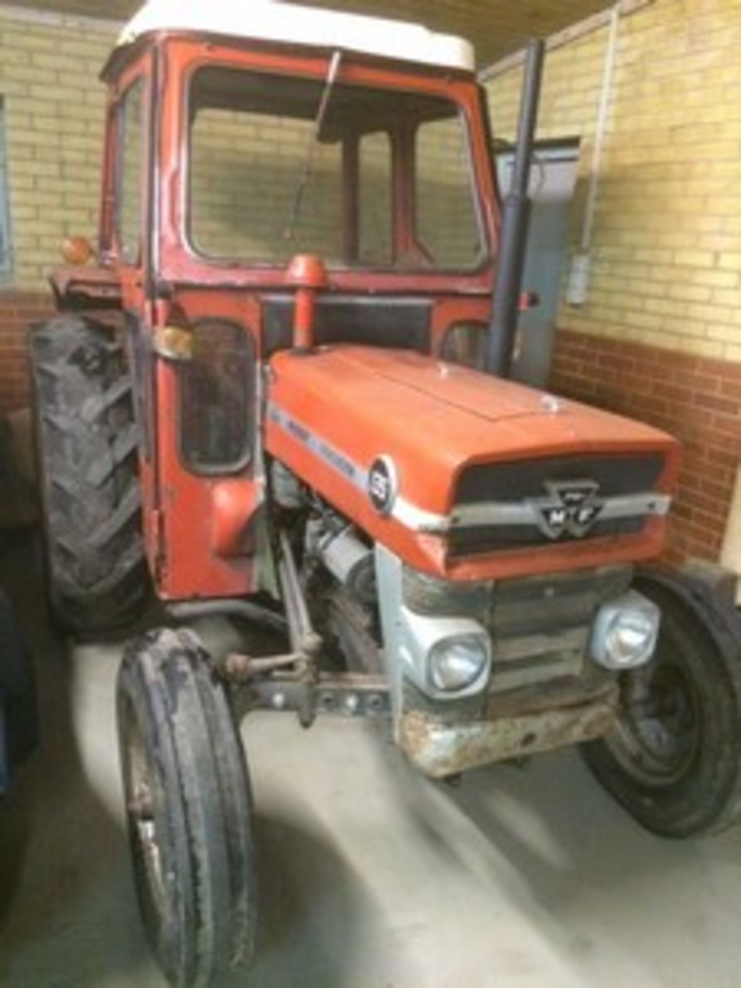 MASSEY FERGUSON This example has a serial number plate which reads SNDMY26659 - the new owner will - Image 14 of 25