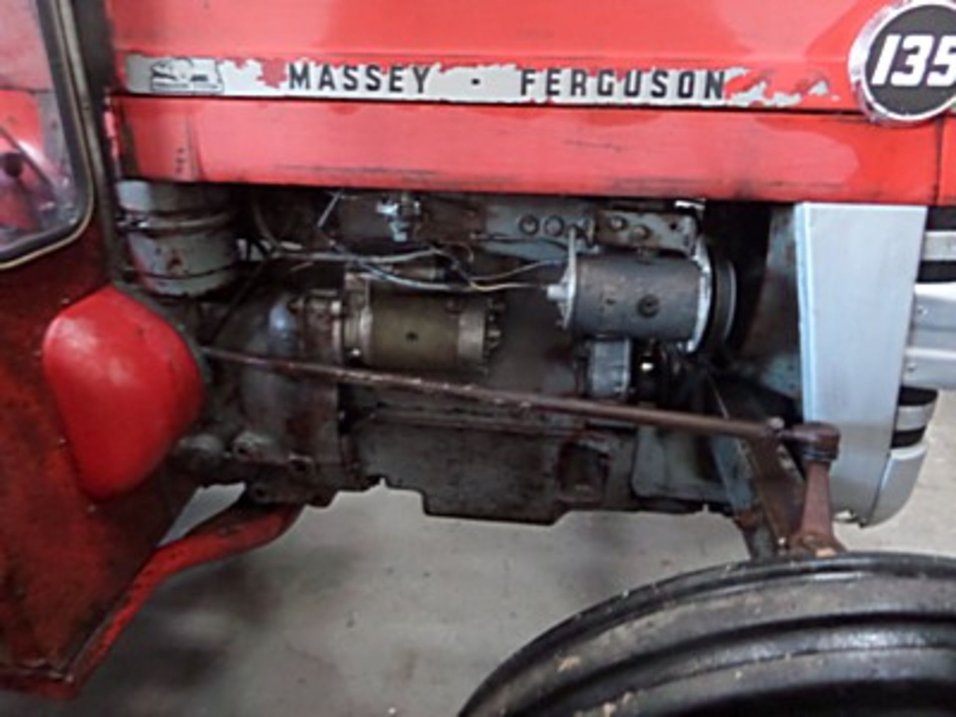 MASSEY FERGUSON This example has no documentation and the new owner will be required to register as - Image 9 of 12