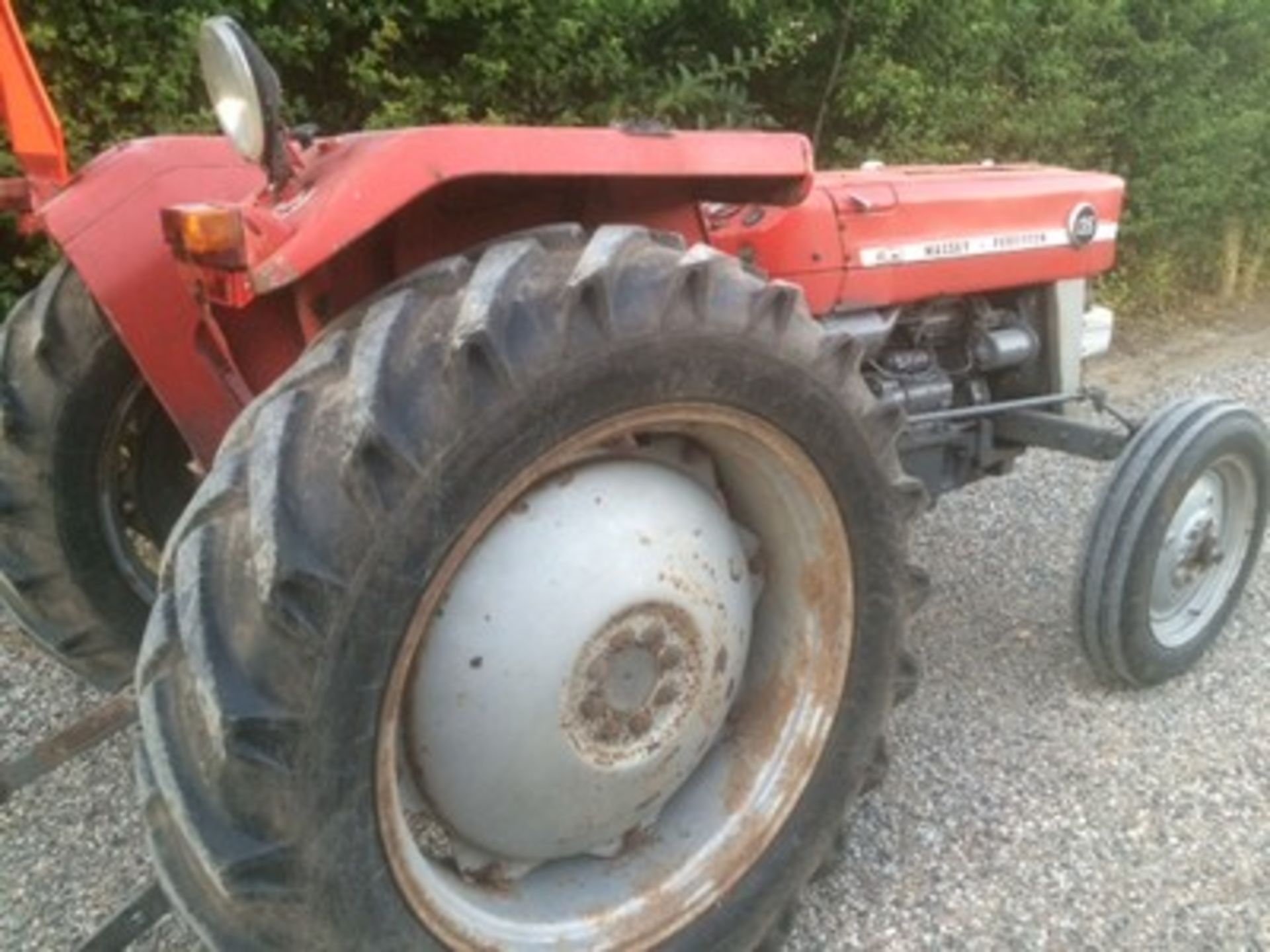 MASSEY FERGUSON Produced between 1964 and 1975 the age of this particular example is unknown - Image 6 of 10