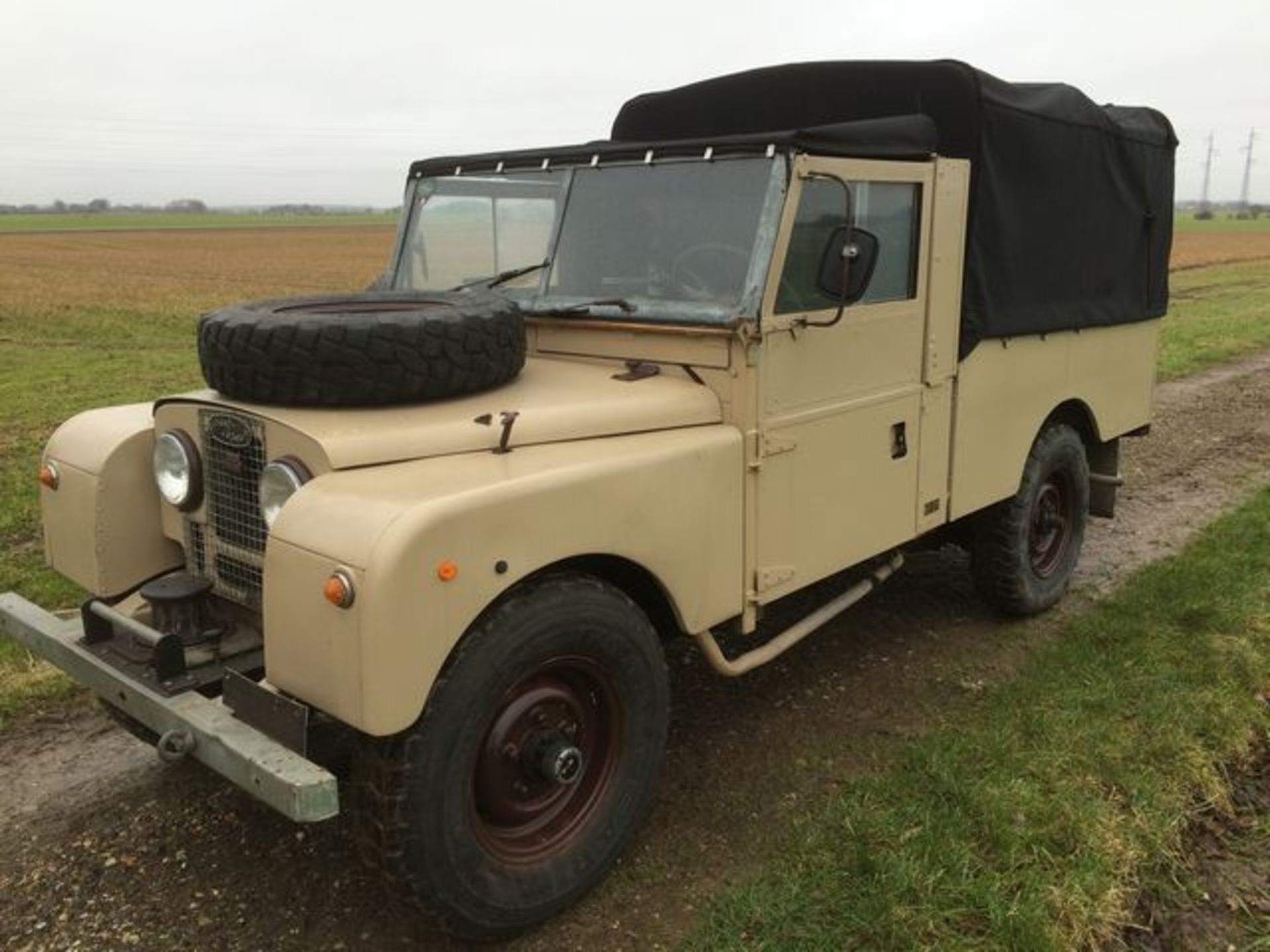 LAND ROVER Chassis number 57230302 - this 1955 Series 1 Pick Up is a 107" petrol example in LHD - Image 8 of 28