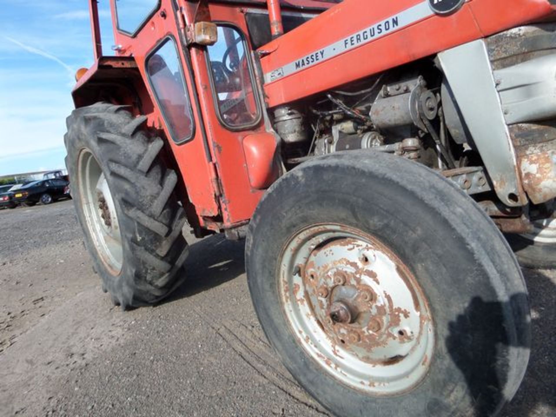 MASSEY FERGUSON This example has a serial number plate which reads SNDMY26659 - the new owner will - Image 22 of 25