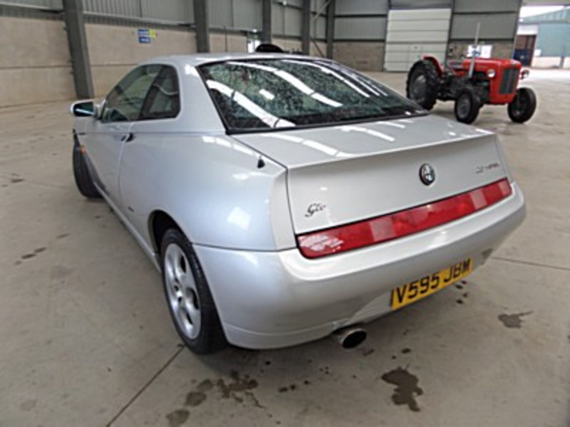 ALFA ROMEO Chassis number ZAR91600006057837 - the vendor has owned this example for over seven - Image 11 of 13