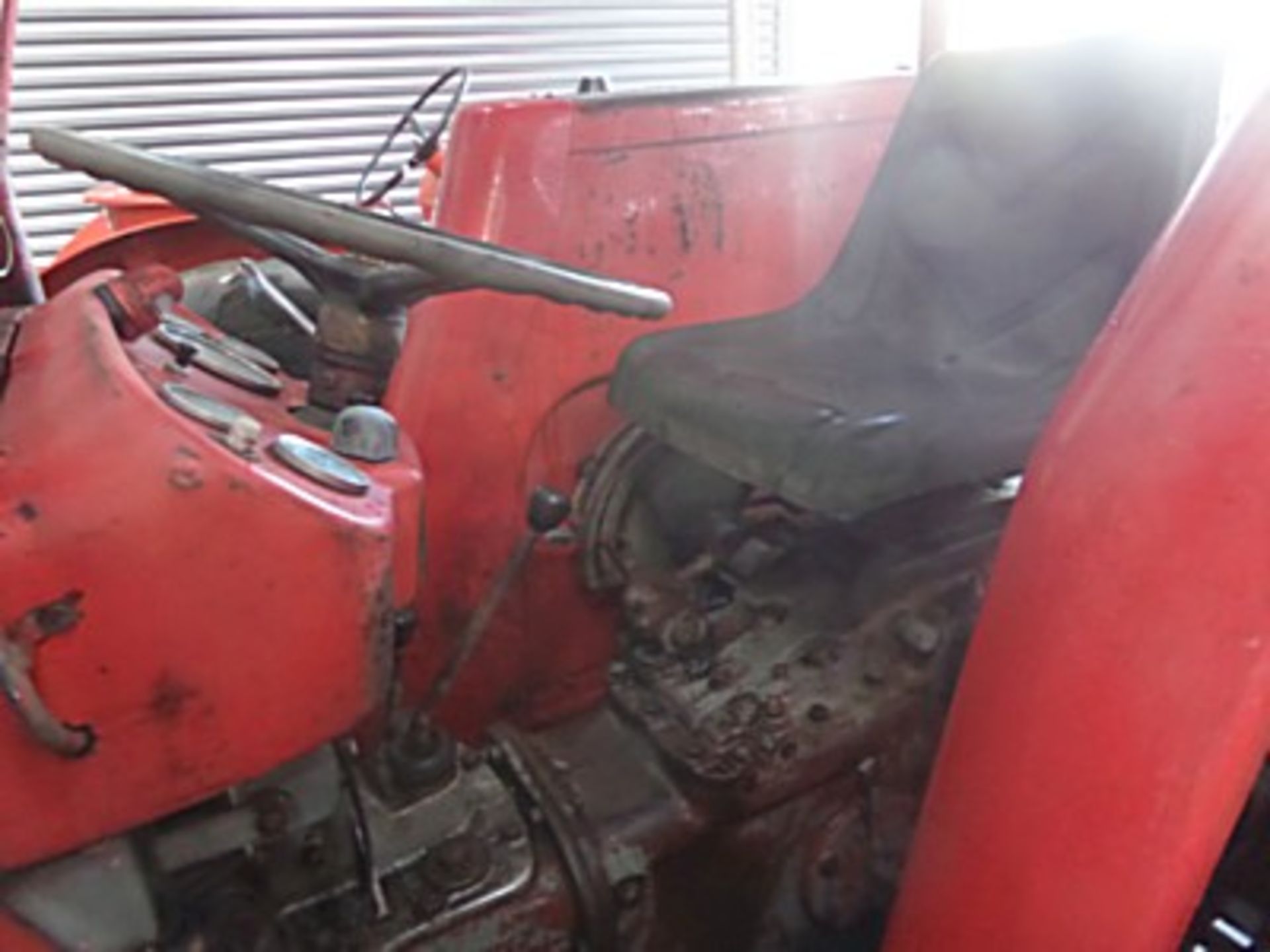 MASSEY FERGUSON This example has no documentation and the new owner will be required to register as - Image 10 of 12