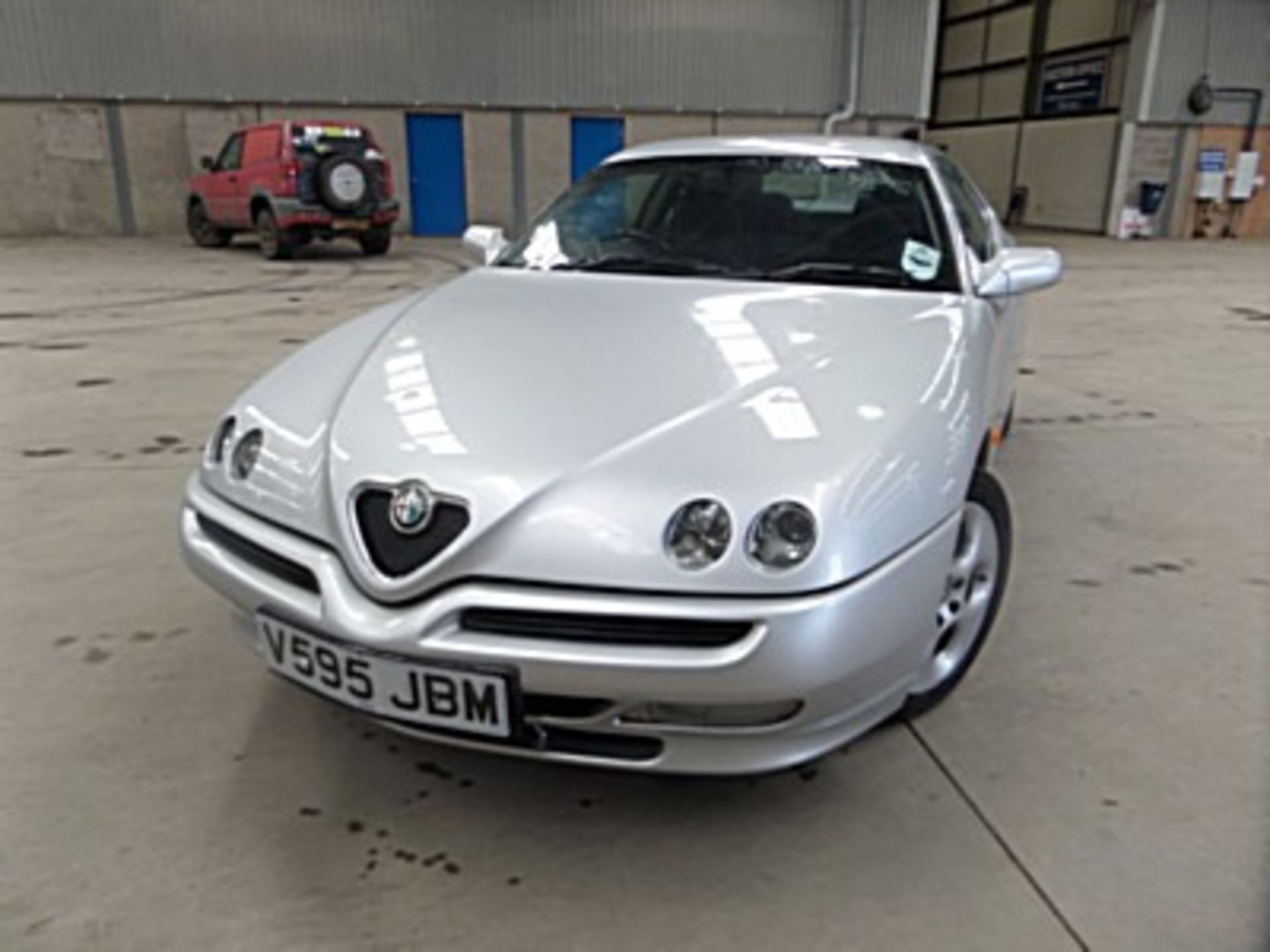 ALFA ROMEO Chassis number ZAR91600006057837 - the vendor has owned this example for over seven - Image 6 of 13