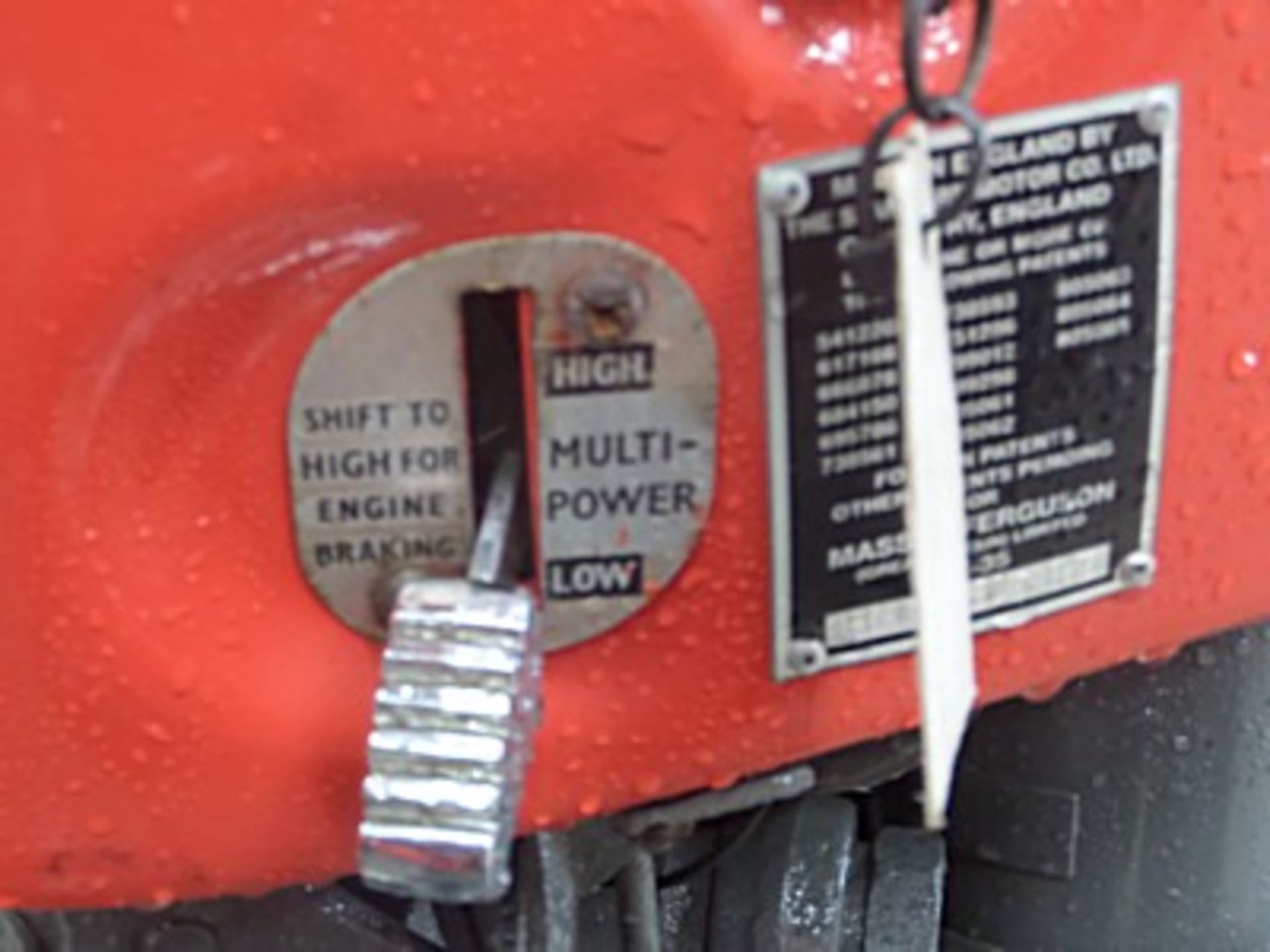 MASSEY FERGUSON Serial number SHMYW325885 - manufactured during 1963 but unregistered the new owner - Image 15 of 21