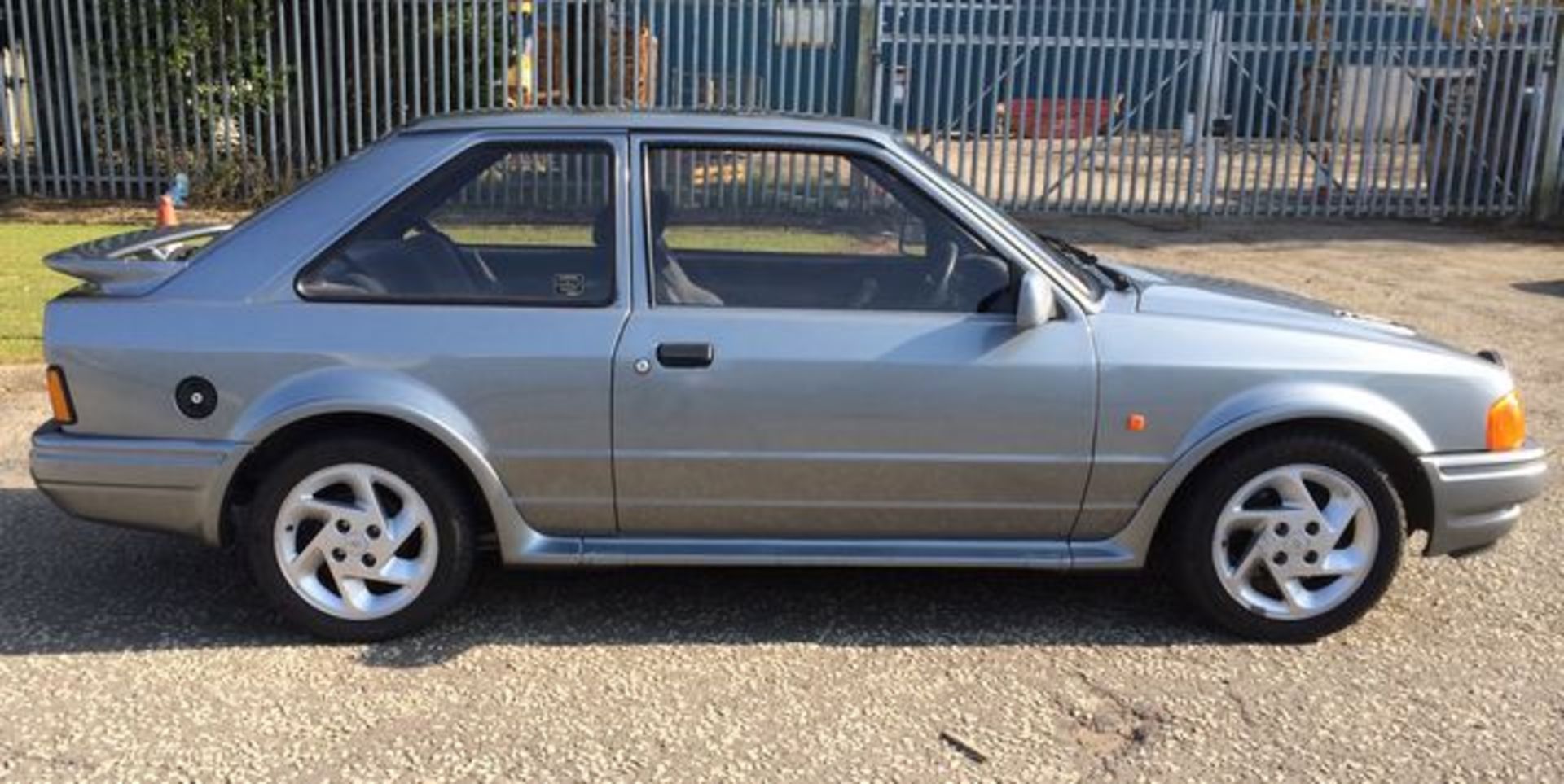 FORD, ESCORT RS TURBO - 1597cc, Chassis number WF0BXXGCABGU81844 - the vendor states this to be a - Image 2 of 7