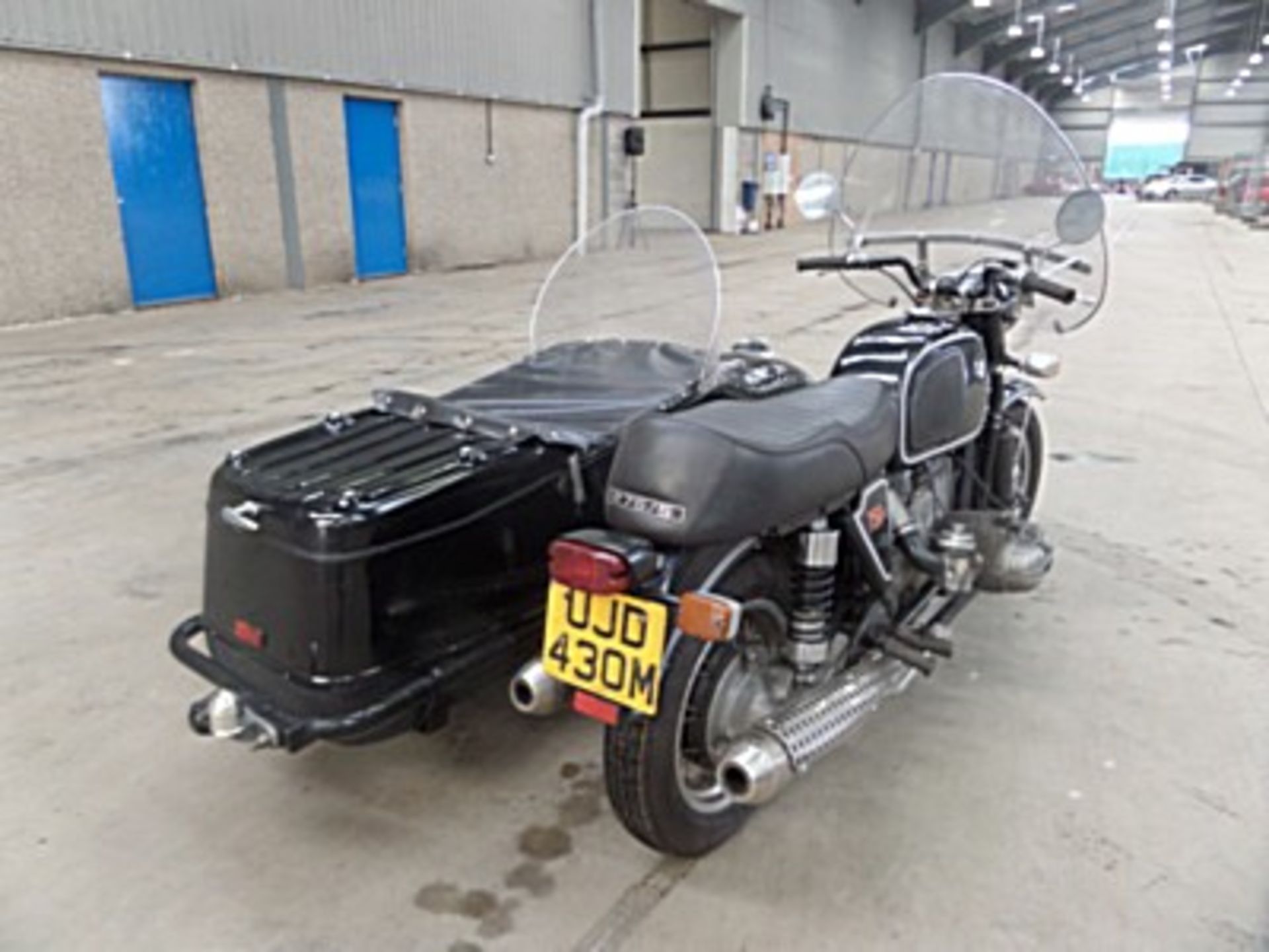 BMW, R75/5 COMBO - 745cc, Chassis number 4007988 - MOT tested until January 2017 ESTIMATE £3000 - £ - Image 3 of 11