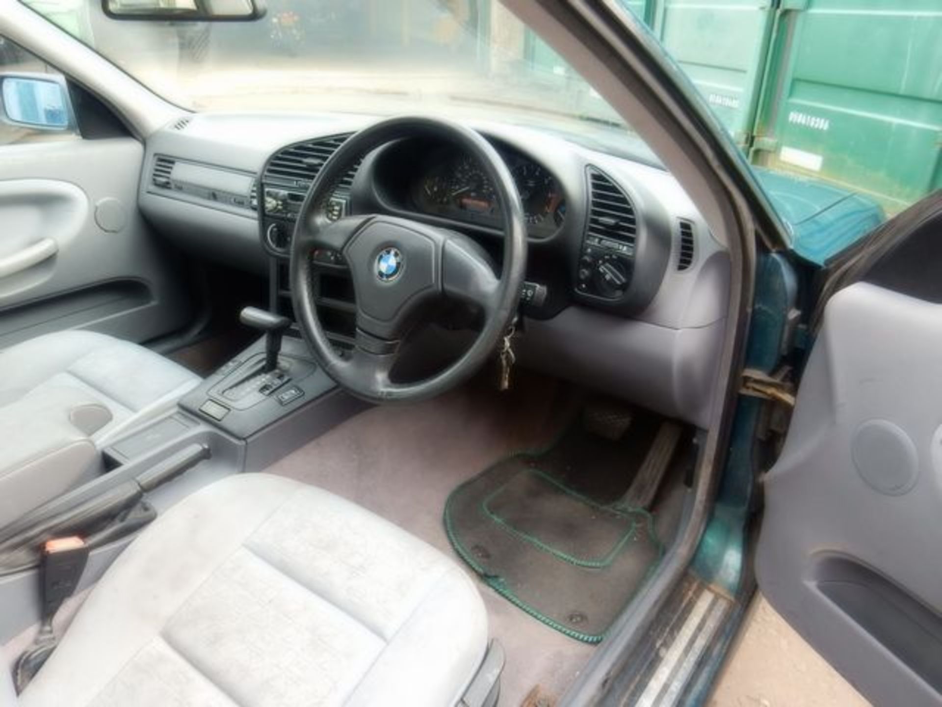 BMW, 316 I AUTO - 1596cc, Chassis number WBABE22050JE80761 - drove over 50 miles to the sale this - Image 20 of 43