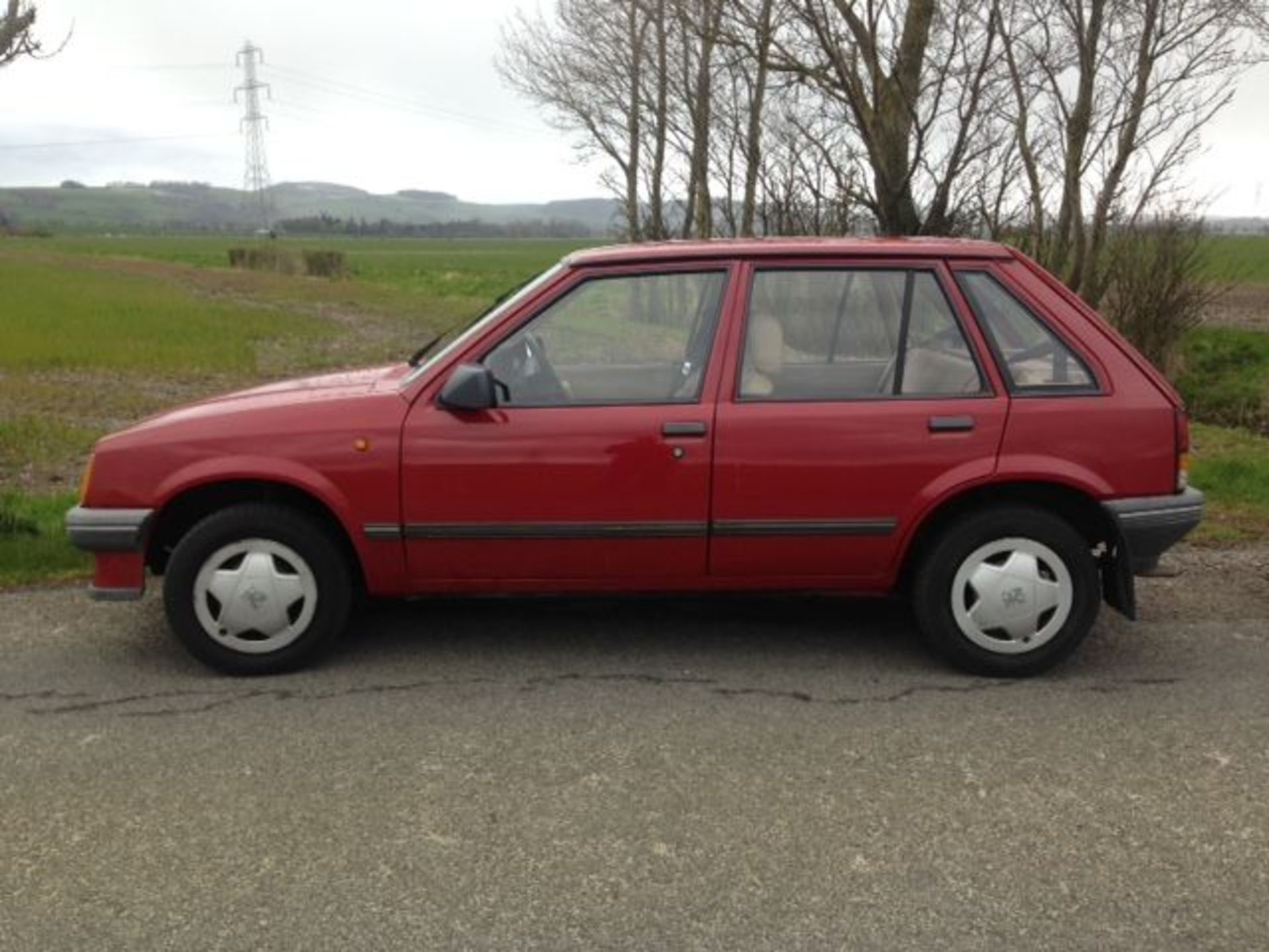 VAUXHALL, NOVA L - 1196cc, Chassis number VSX000099L4106459 - this Mexico Red example is offered - Image 2 of 5