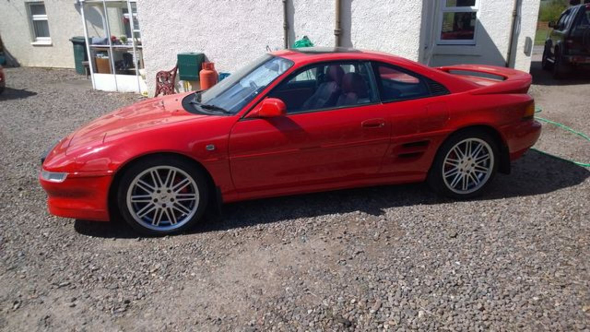 TOYOTA, MR2 GT - 1998cc, Chassis number JT163SW2000074481 - ESTIMATE £2000 - £2500, Log Book ( - Image 3 of 7