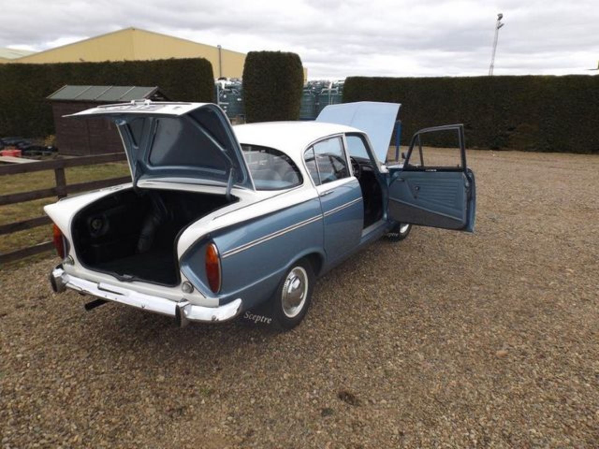 HUMBER, SCEPTRE MKII - 1725cc, Chassis number B1320056320DHS0 - this is a Mark II example which - Image 3 of 18