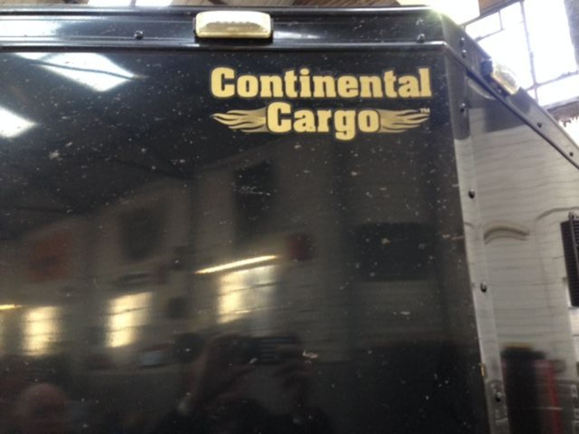 2014 CONTINENTAL CARGO - chassis number SNHUTW424EY020040, offered with the Certificate of Origin, - Image 5 of 7