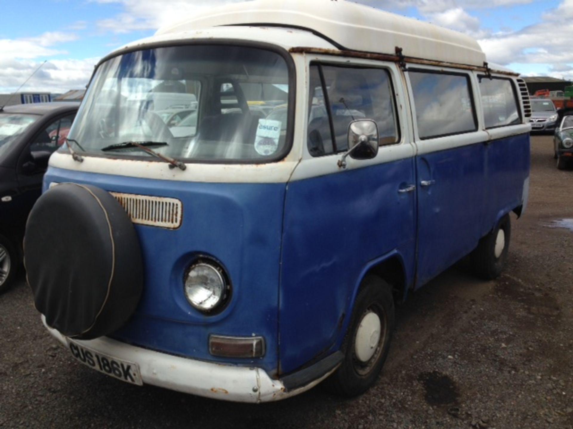 VOLKSWAGEN, T2 - 1584cc, Chassis number 2322053753 - this example requires restoration but appears