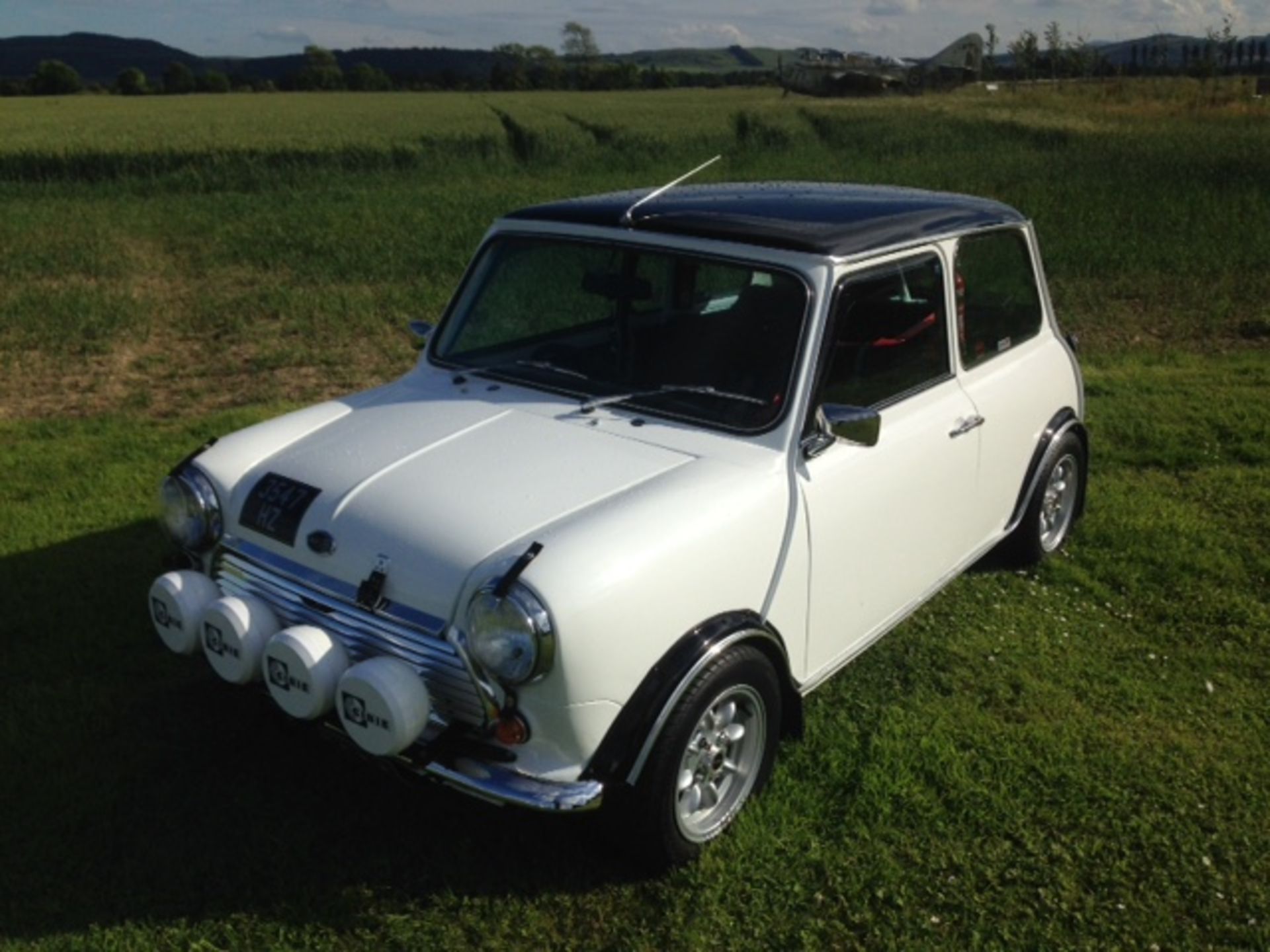 AUSTIN MORRIS, MINI HL - 1275cc, Chassis number XL2S1N10743587 - presented with an MOT test