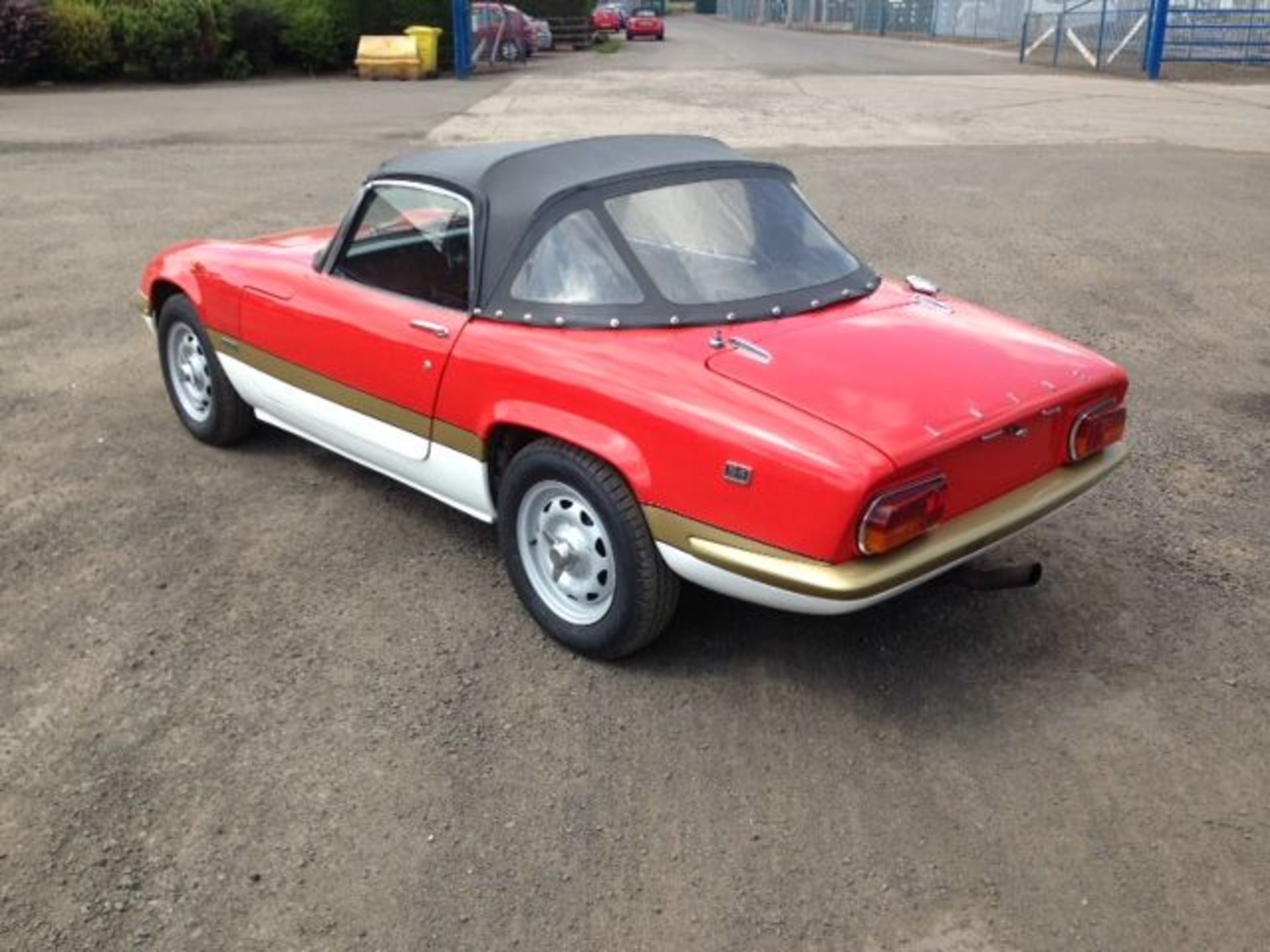 LOTUS, ELAN SERIES 4 - 1588cc, Chassis number 7002050018C - presented with an MOT test certificate - Image 5 of 7
