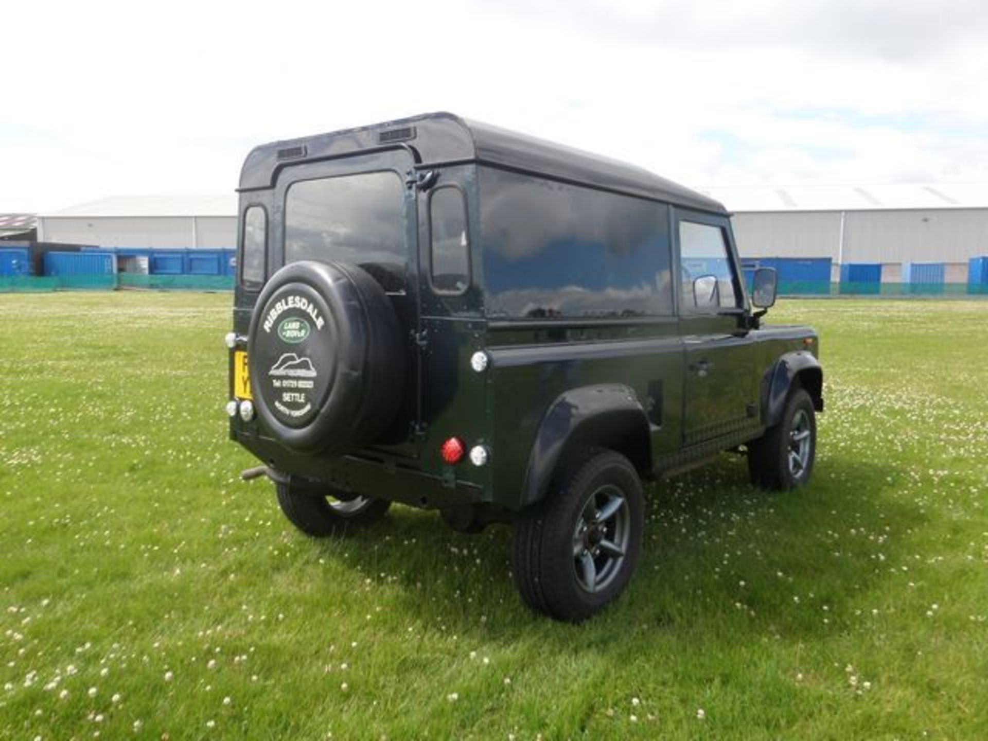 LAND ROVER, 90 4C REG DT DIESEL - 2494cc, Chassis number SALLDVAB7EA354191 - the vendor informs that - Image 6 of 9