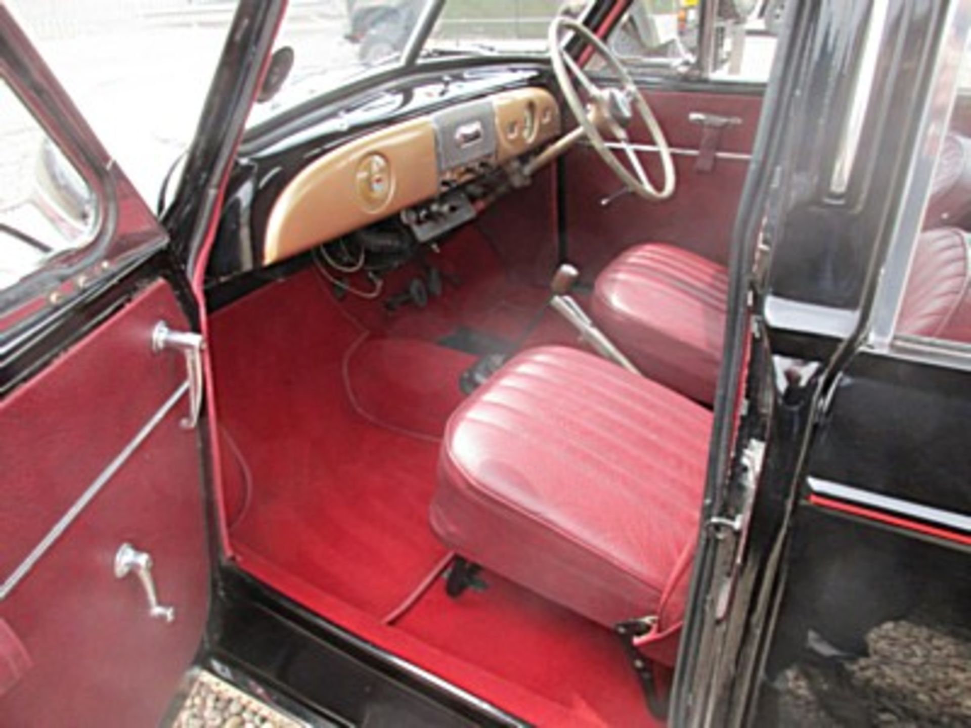 MORRIS, MINOR - 948cc, Chassis Number FAE11287575 - this example has been part of the famous Dr. - Image 16 of 21