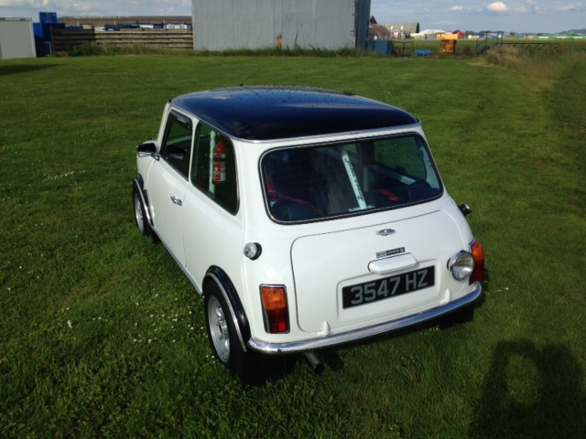 AUSTIN MORRIS, MINI HL - 1275cc, Chassis number XL2S1N10743587 - presented with an MOT test - Image 3 of 7