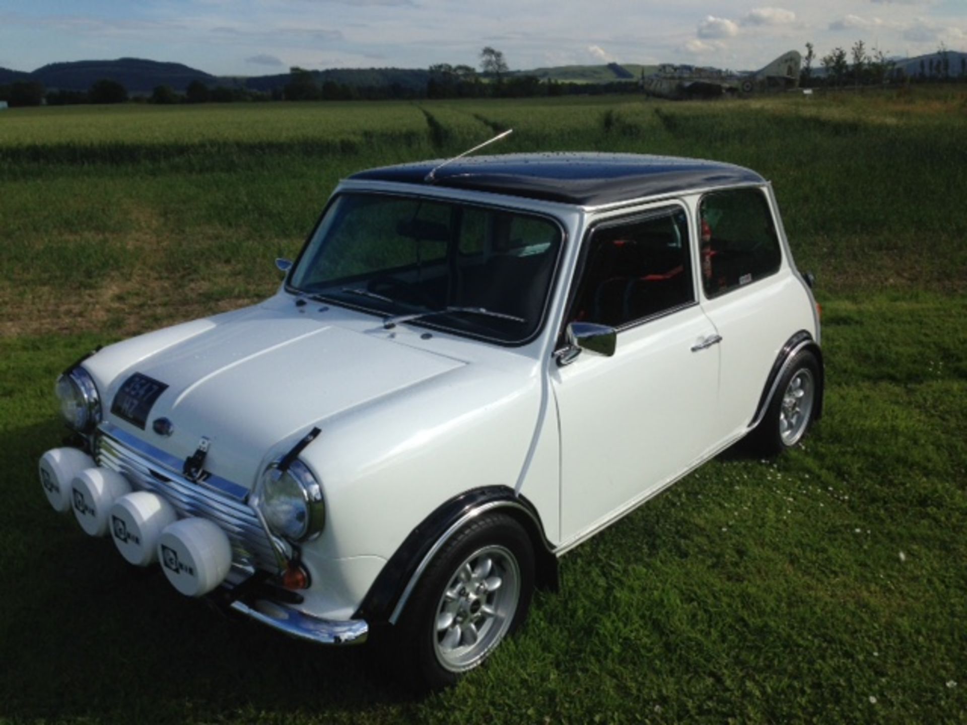 AUSTIN MORRIS, MINI HL - 1275cc, Chassis number XL2S1N10743587 - presented with an MOT test - Image 4 of 7