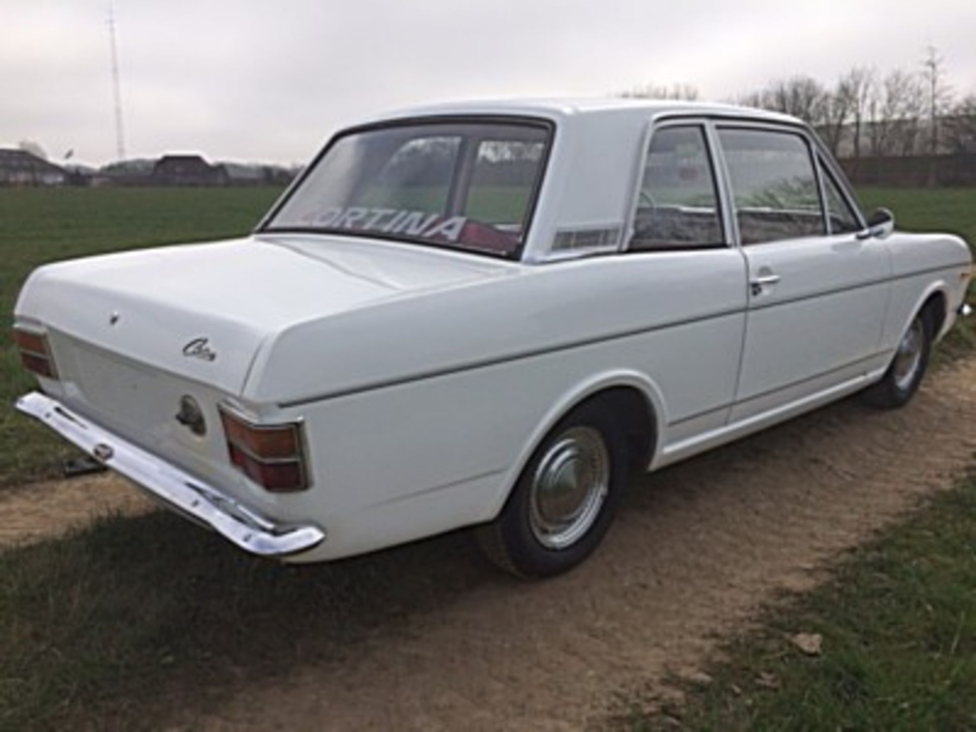 FORD, CORTINA 1300 DELUXE - 1298cc, Chassis number BA92GK90255 - the vendor informs us that this - Image 5 of 17