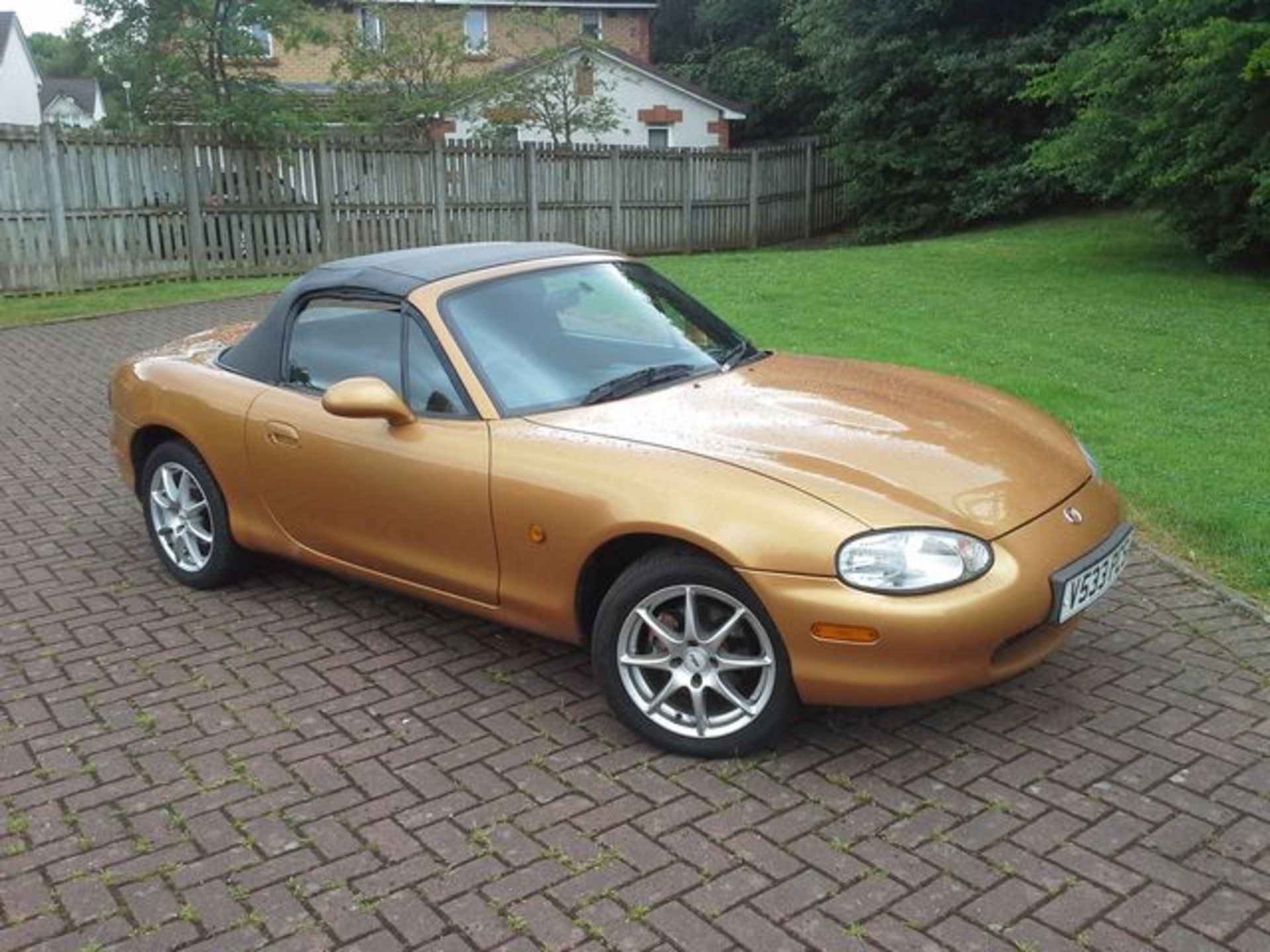 MAZDA, MX-5 - 1598cc, Chassis number JMZNB186200134536 - finding an early production MK II in this