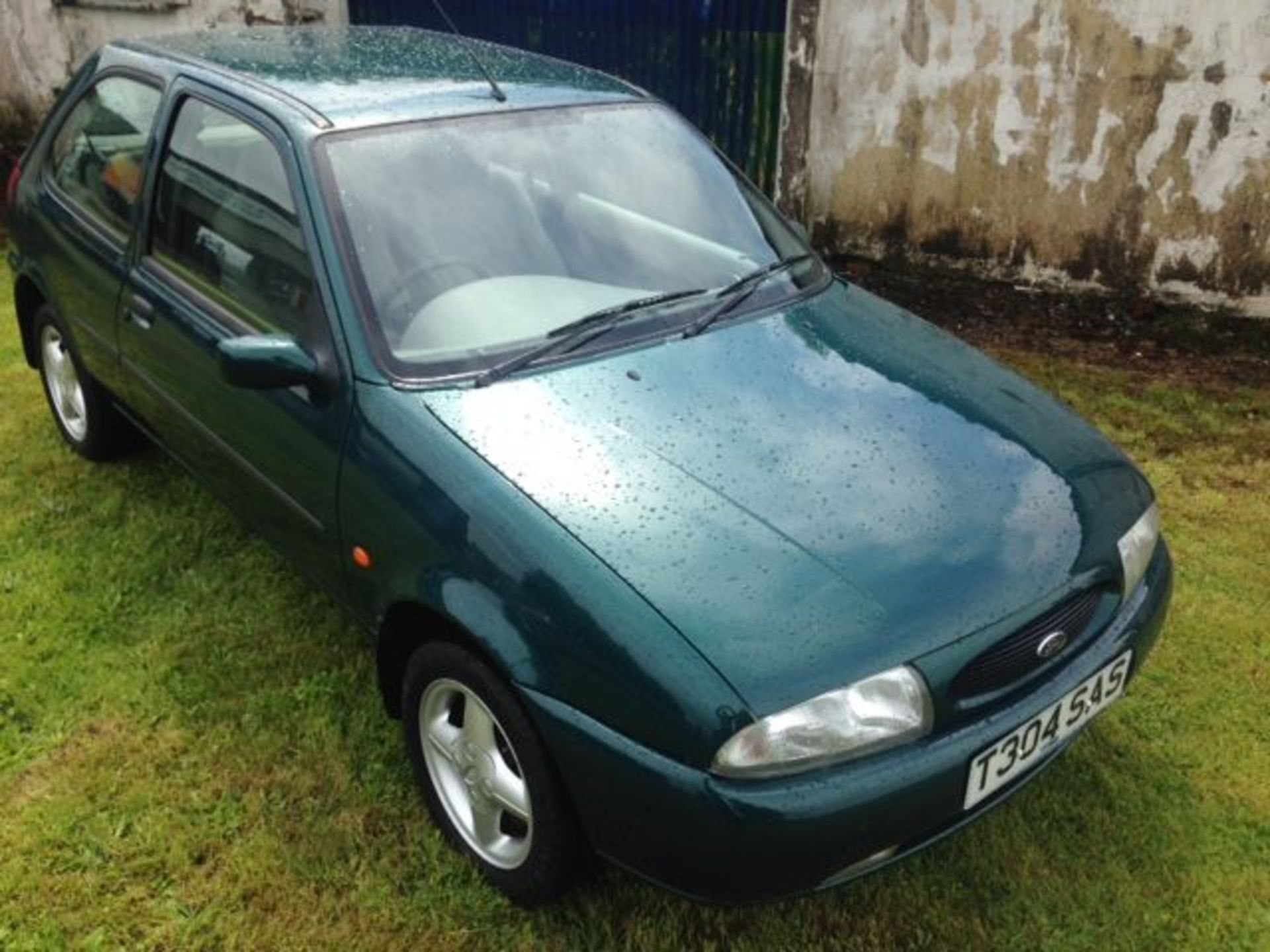 FORD, FIESTA ZETEC - 1388cc, Chassis number WF0BXXBAJBWU51655 - supplied new on March 26th 1999 as a - Image 3 of 14