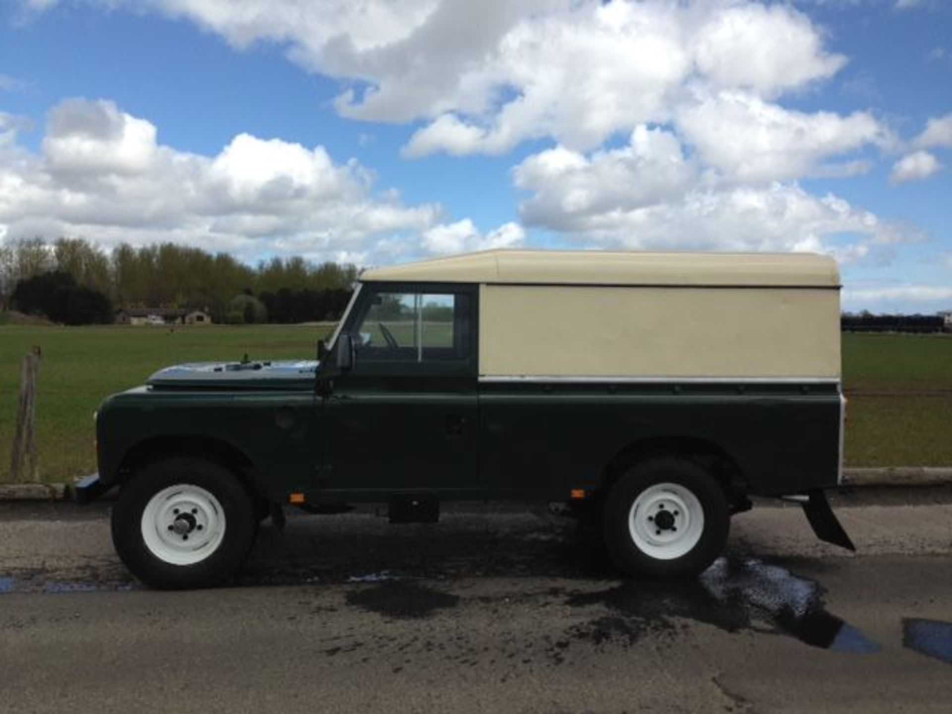 LAND ROVER, 109" - 4 CYL - 2286cc, Chassis number 911028270 - the vendor has owned this example - Image 2 of 5