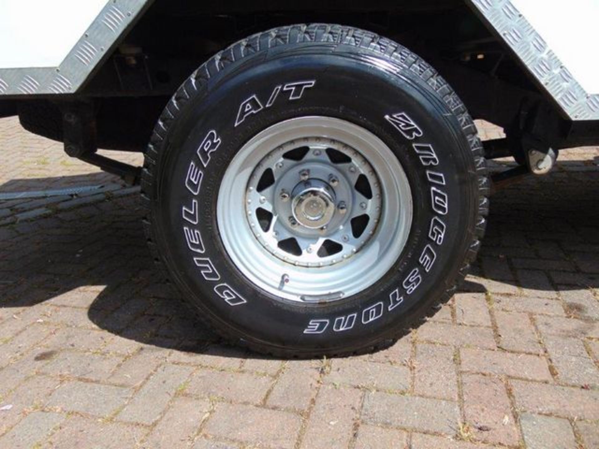 TOYOTA, LANDCRUISER FJ45 - 4230cc, Chassis number FJ45R408909 - originally supplied to South - Image 10 of 10